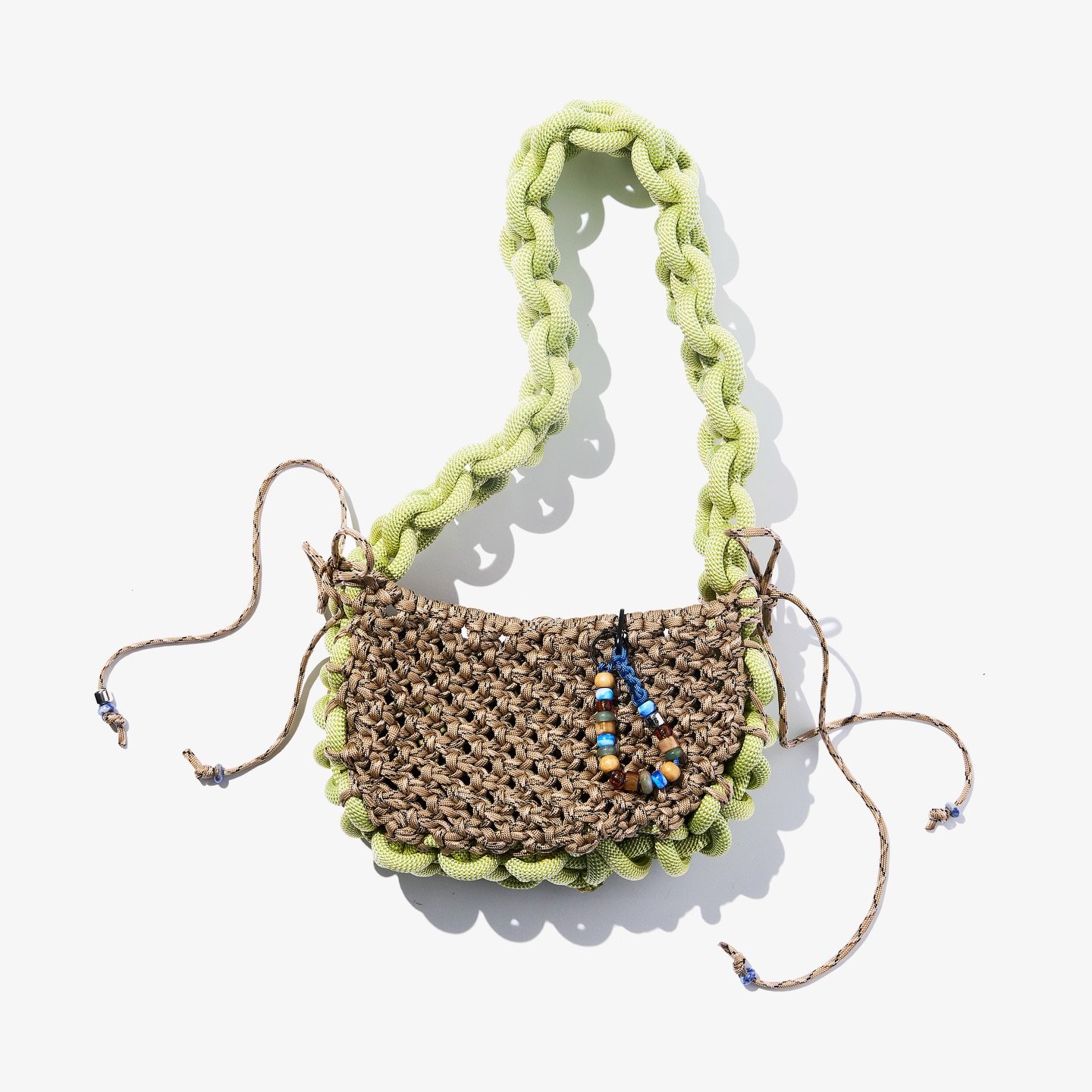 THE FRIDAY BAG // The beige Friday bag is ready to be shipped in time for Christmas 🎄// Shop all ready to ship products on my website 💚🎀