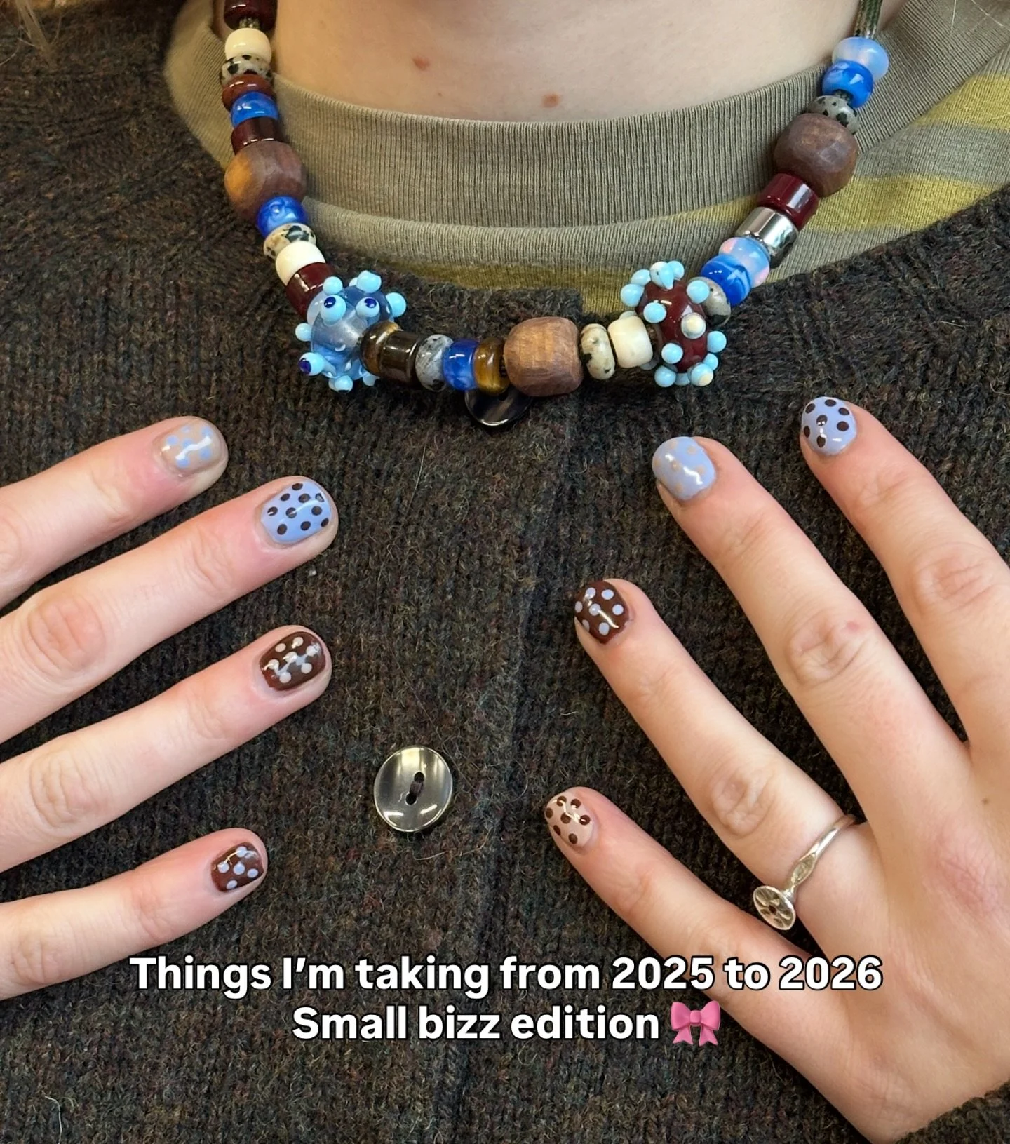 WHAT ARE YOUR TAKING INTO 2026?? // A reflective evening spent thinking about 2025, the new year is just around the flipping corner !!!!! 😇