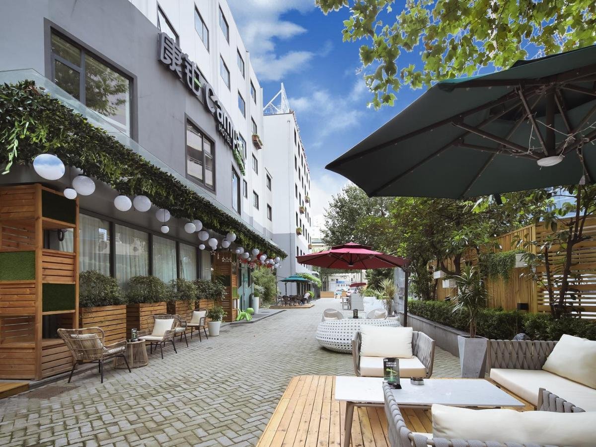 Campanile Jingan 2.jpeg