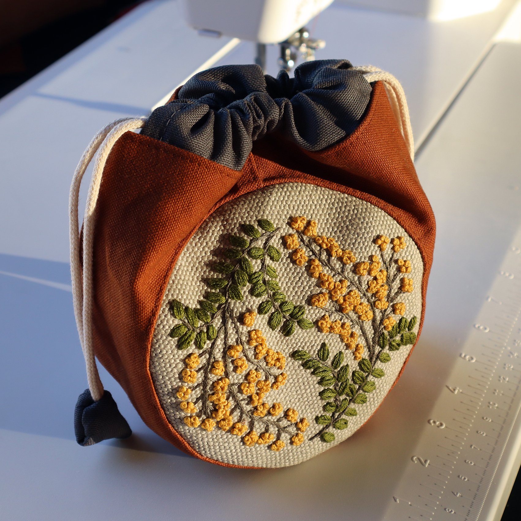 ICS ENCIRCLEpouch Embroider 38.jpg