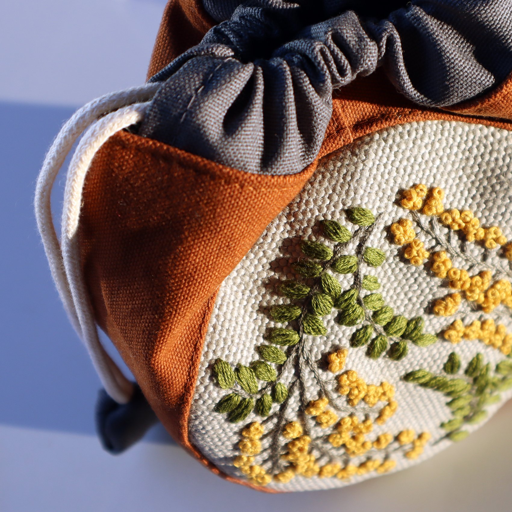 ICS ENCIRCLEpouch Embroider 34.jpg