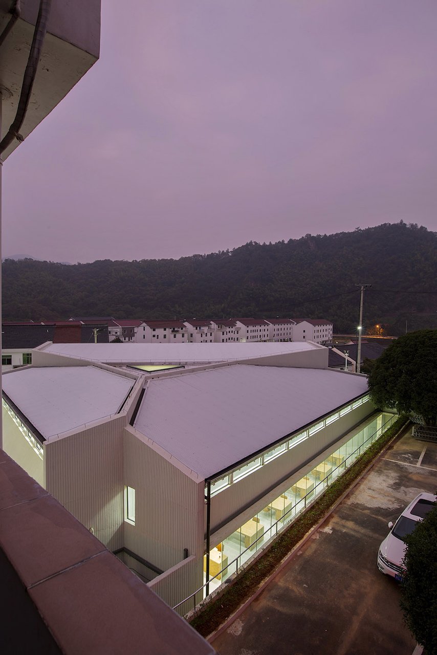 024-chen-xi-community-center-china-by-group-be-960x1440.jpeg