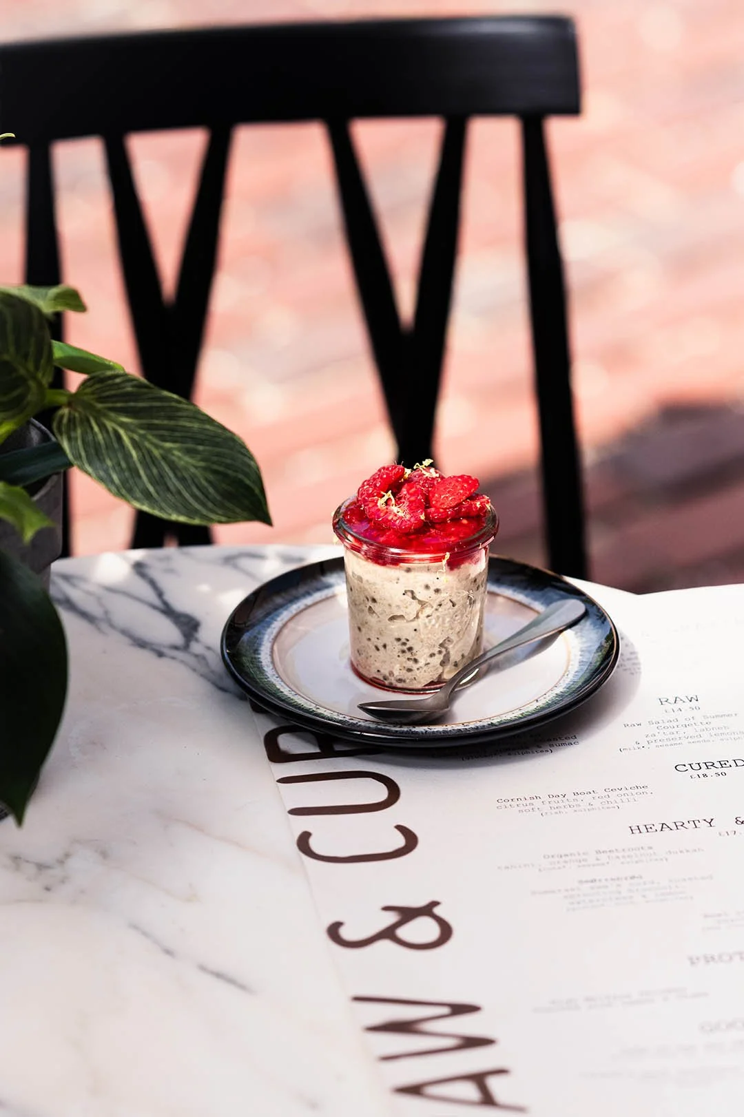 Porridge-Monika Grabkowska-breakfast-Lime Wood Hotel-food photography