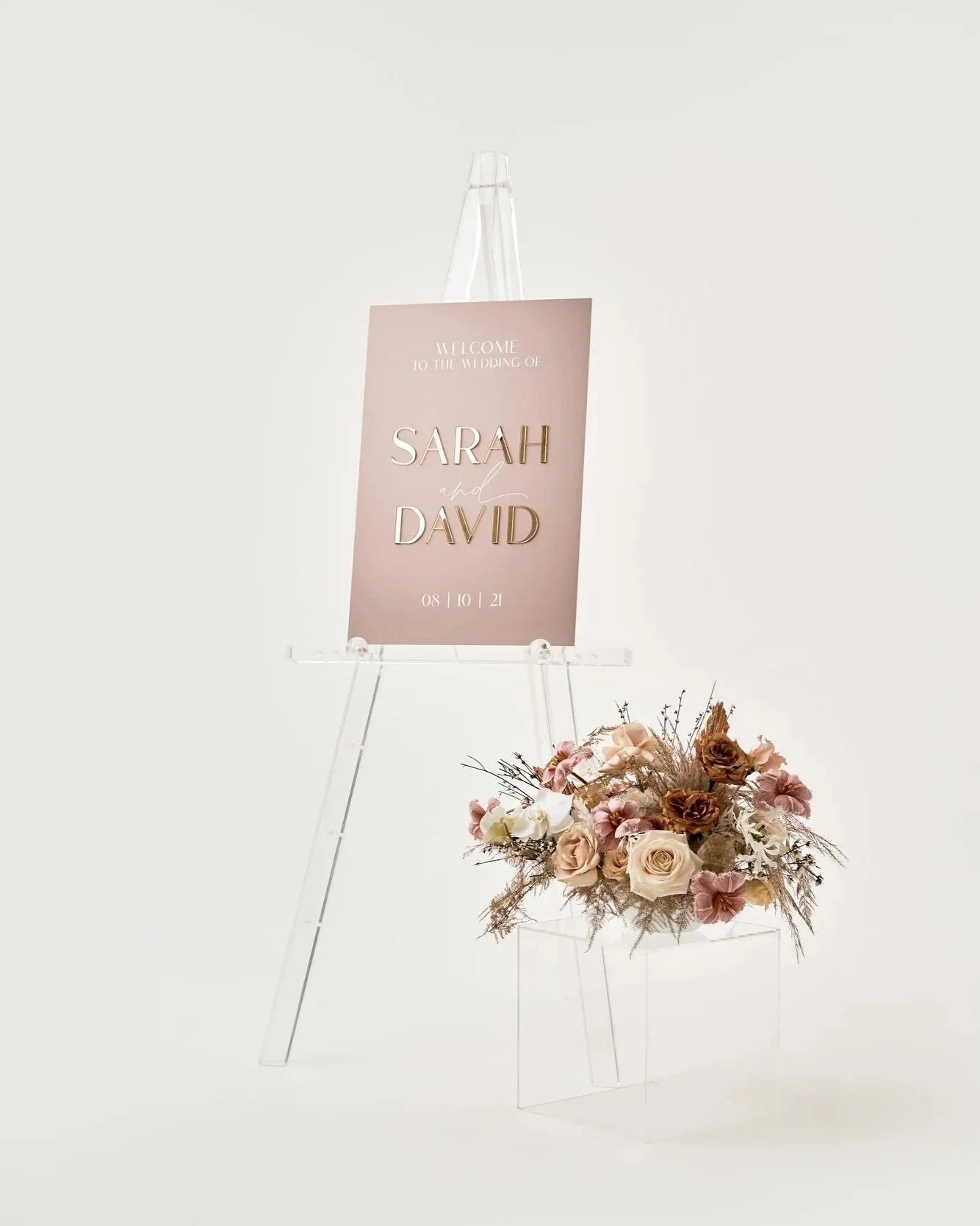 ACRYLIC WELCOME SIGN