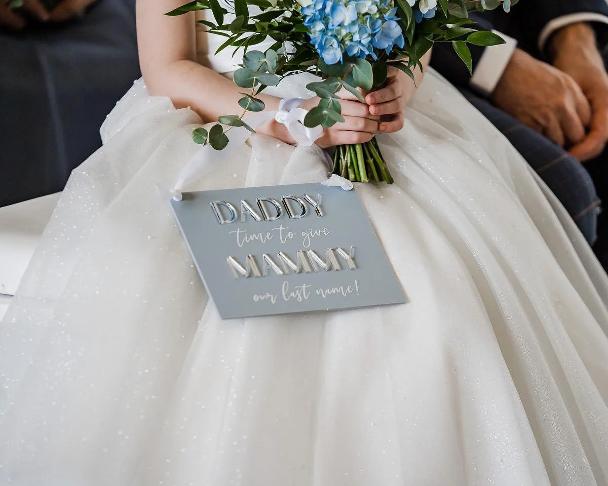 dusky+blue+hang+sign+2.png (Copy)