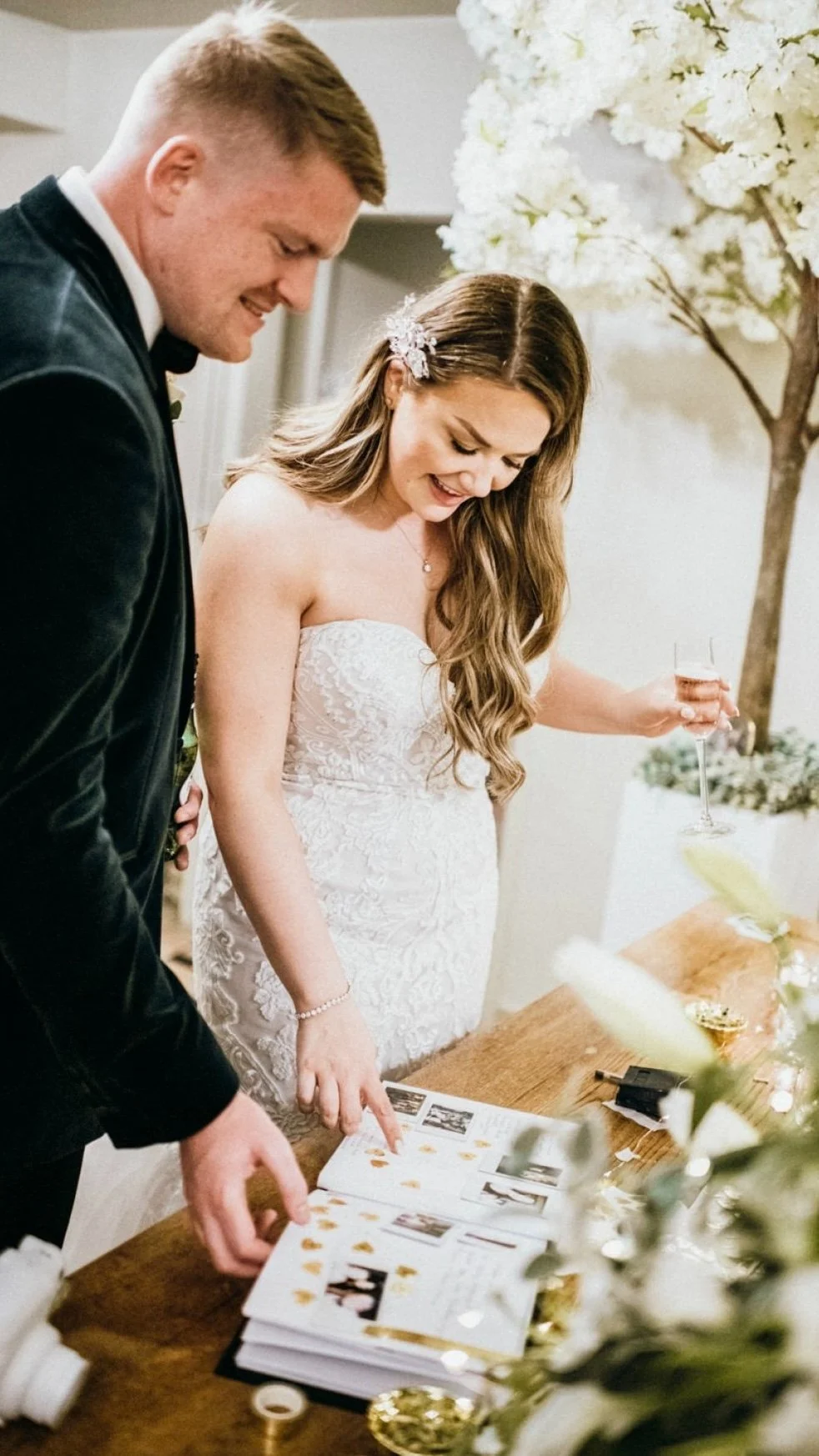 guestbook+1.jpg (Copy) (Copy)