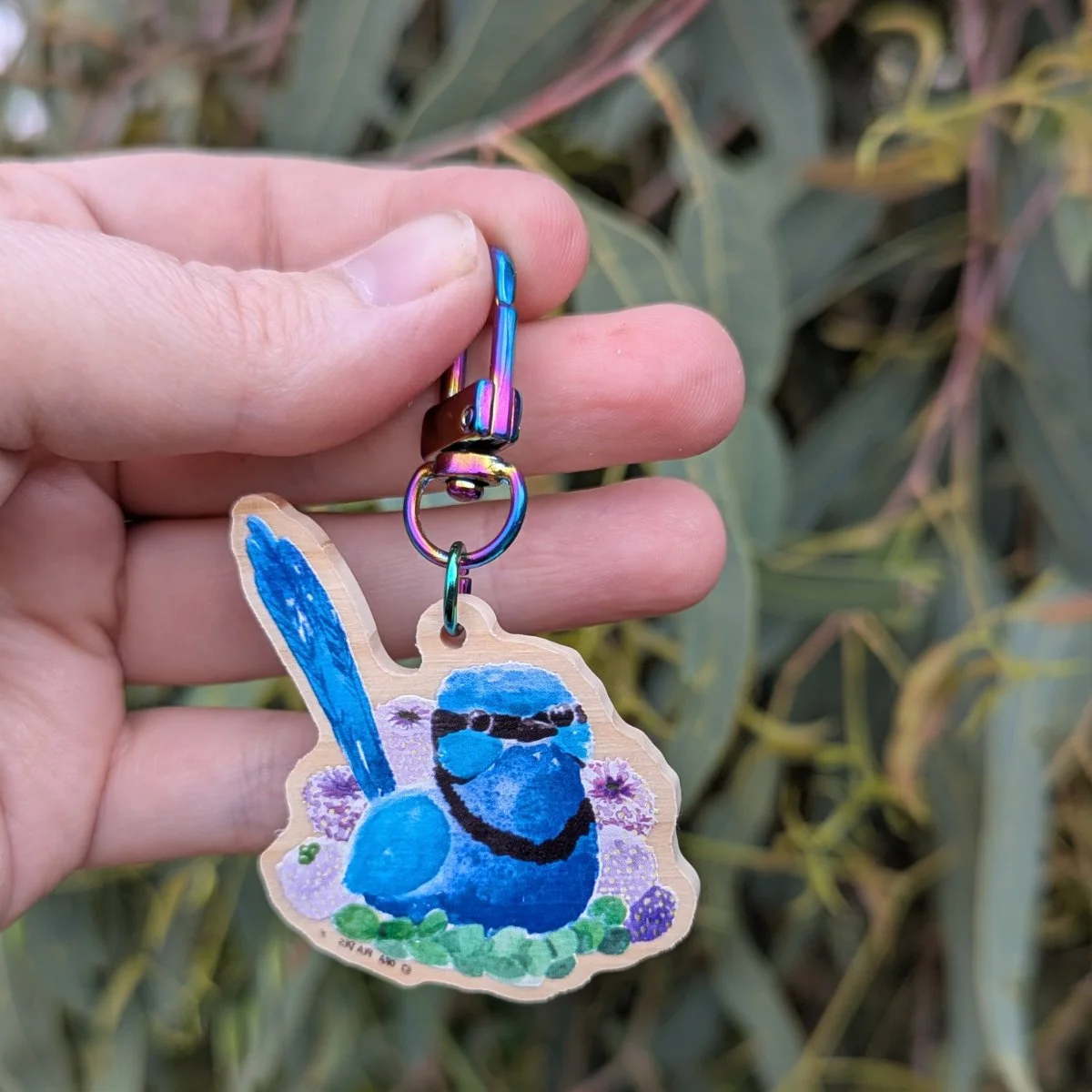 OnlinePictures_Keychains_bluewren-lookright.jpg