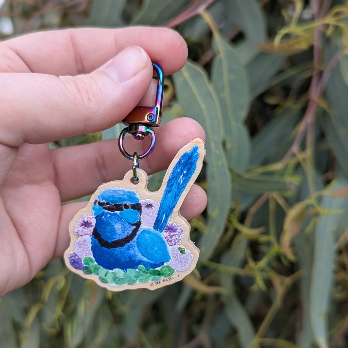 OnlinePictures_Keychains_bluewren-lookleft.jpg