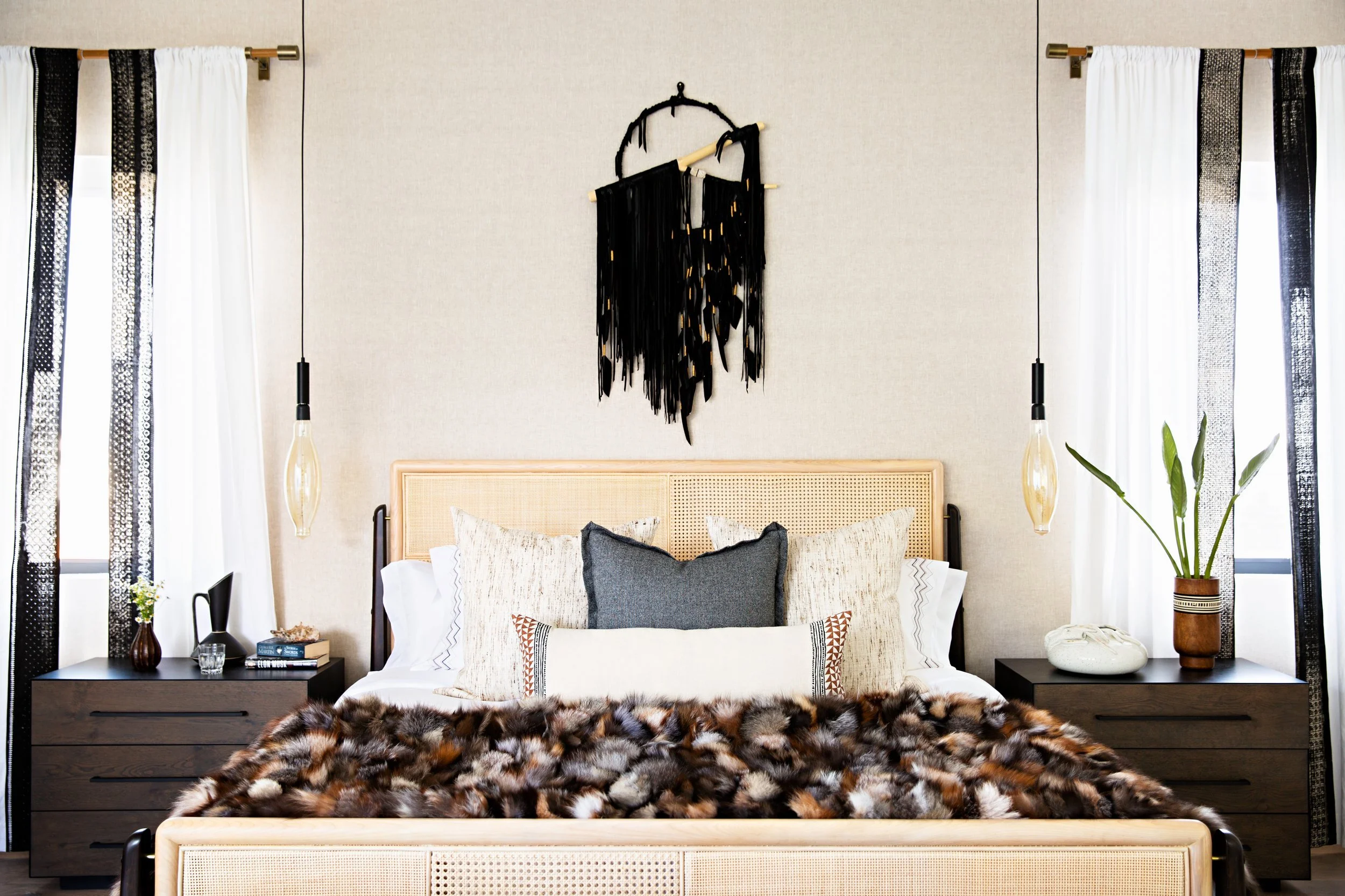 Peti Lau Interior Design - weho bedroom.jpg