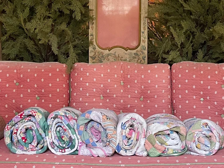 Collections — Scully and Scully, Inc.