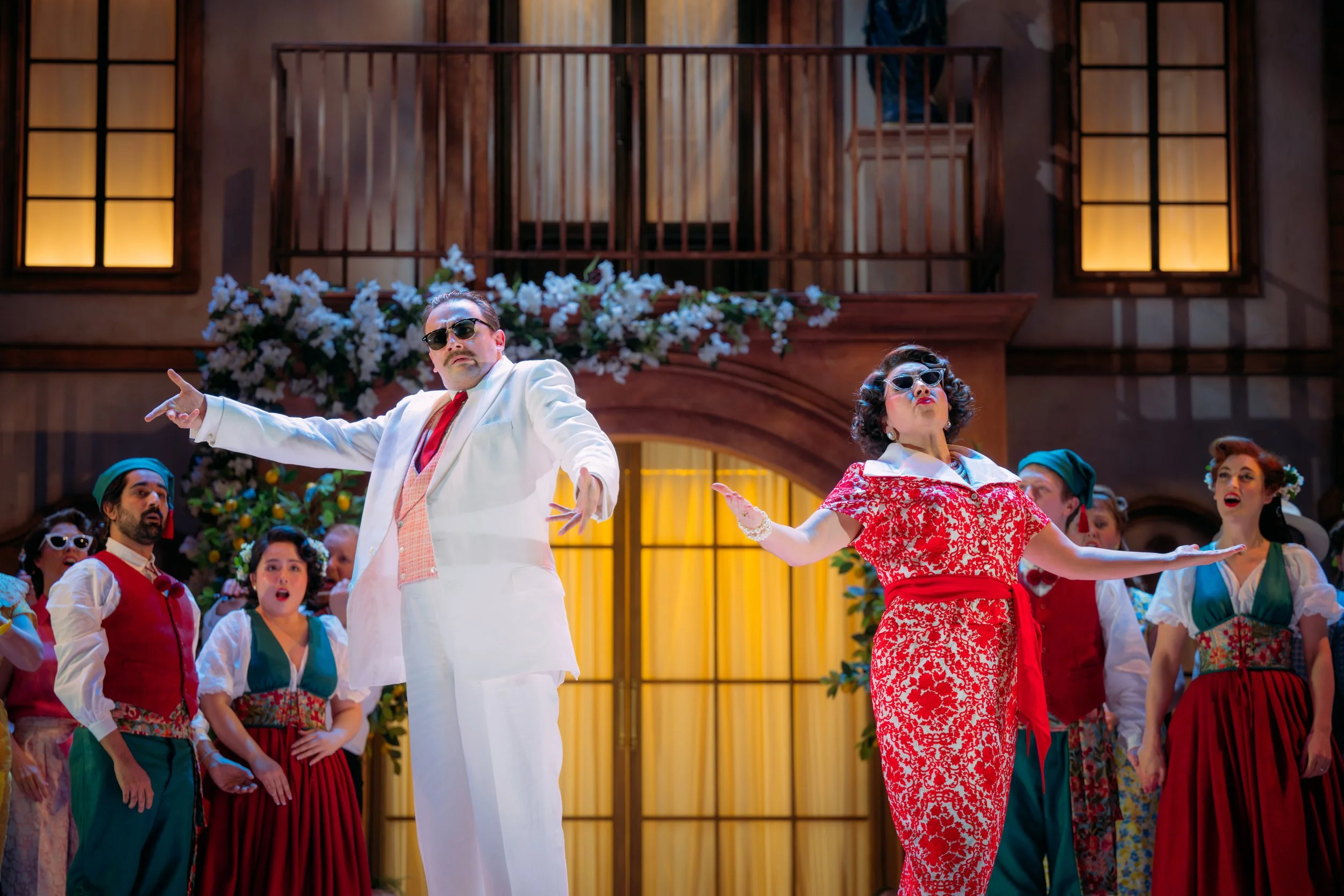 amy-j-payne-olga-and-matthew-siveter-mr-kromow-in-scottish-operas-production-of-the-merry-widow-credit-mihaela-bodlovic-2.jpg