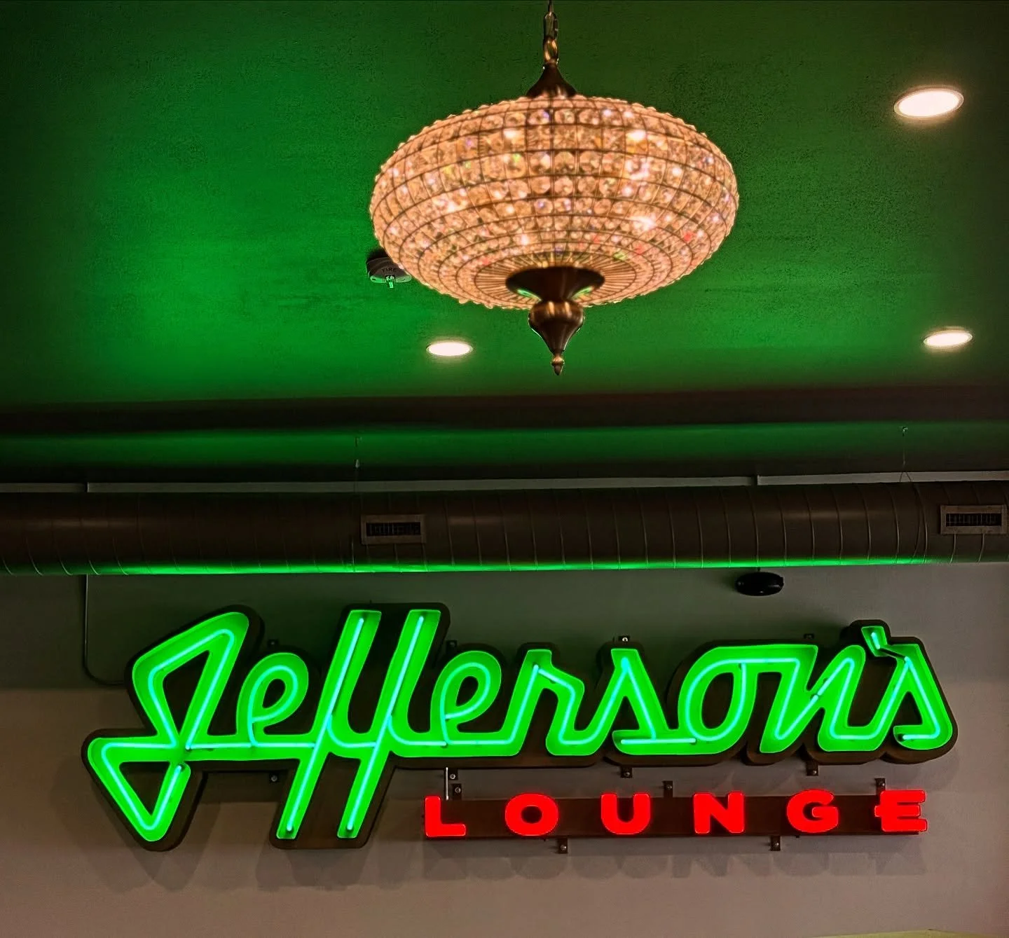 The Public House &amp; Lounge