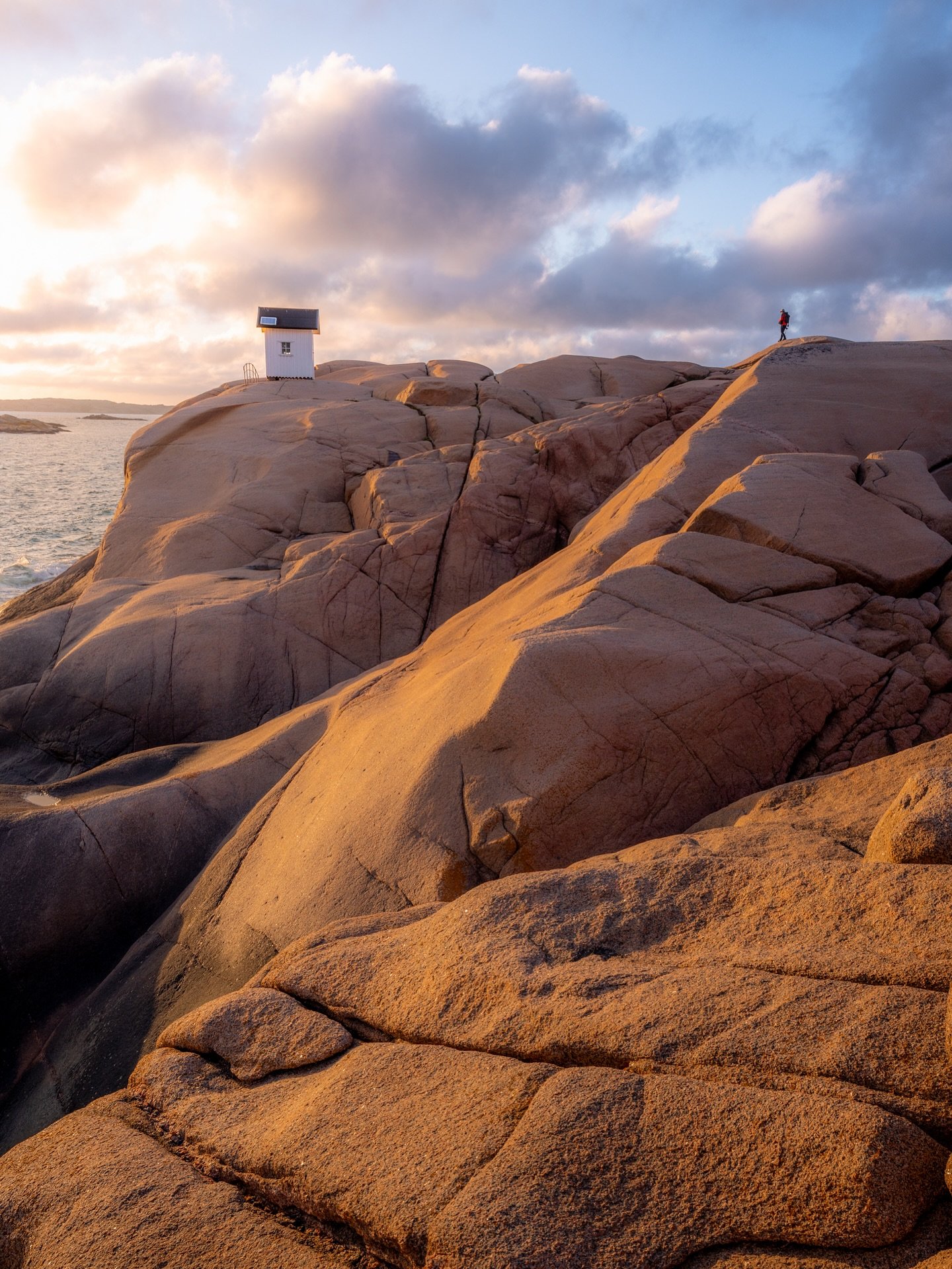 The red granite cliffs of Bohusl&auml;n - can you imagine that this fantastic landscape was supposed to be excavated and the granite was planned to be used for the local building industry?

Only thanks to Calla Curman who bought the land, this area c