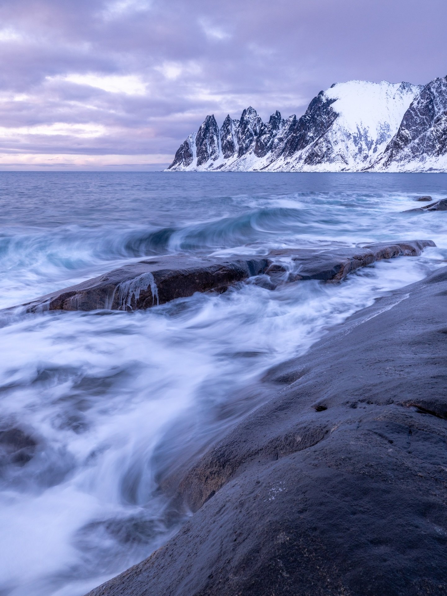 The Dragon&rsquo;s Teeth 🐉 - the stunning mountain range is only one of many photographic highlights on Senja Island 🏔️❄️.

Of course we will visit this spectacular place on my 6 Day Photography Tour at the end of February 📸.

If you want to join 