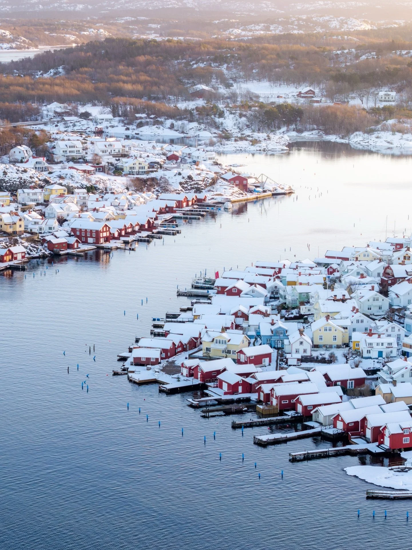 The Swedish West Coast is always worth a visit, even in winter 🤩❄️👌🏼.

If you want to capture this amazing coastline in spring, how about a multi-day Photography Tour at the end of May?

For 6 Days, we will explore Sweden&rsquo;s Wild West Coast a