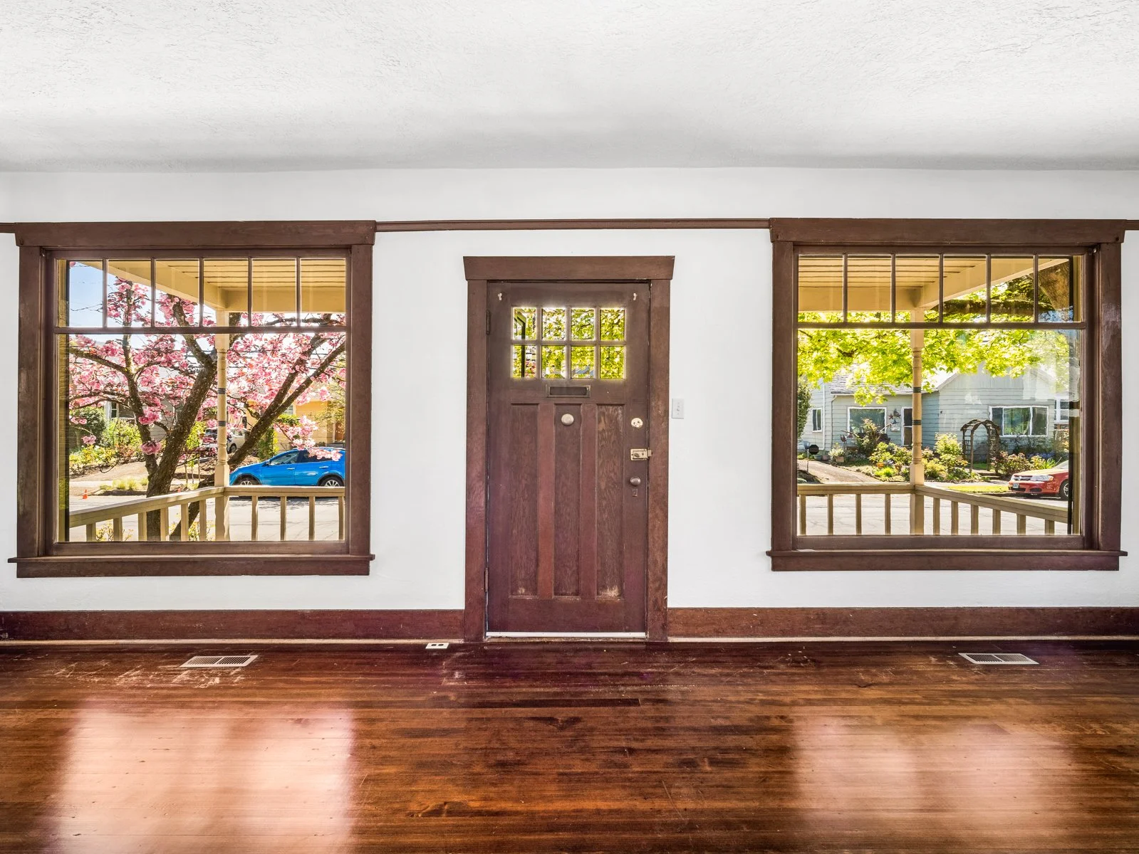 947 SE Spokane St-13.jpg