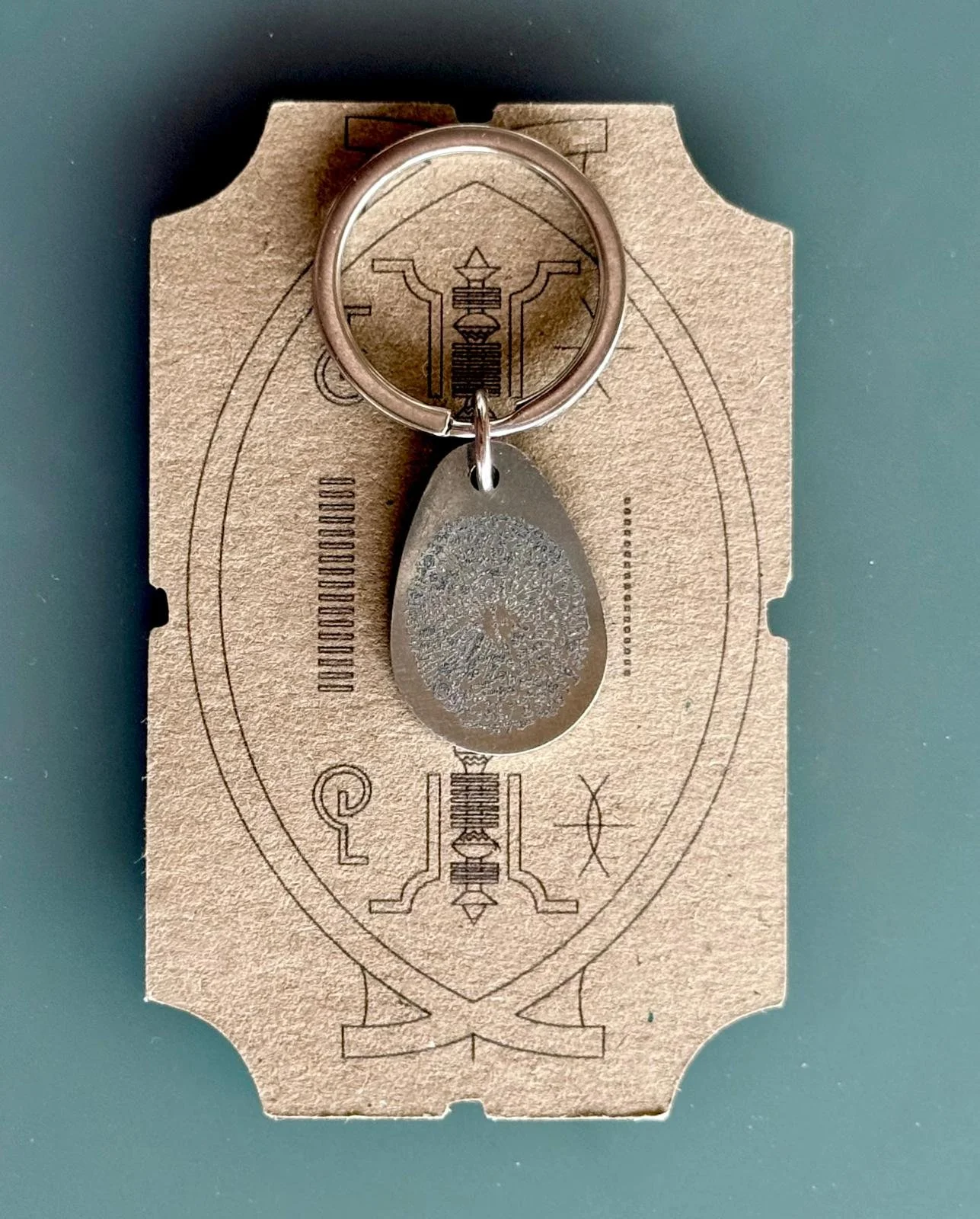 BioGeometry clearing tray included with Pet Tag for energy resetting.