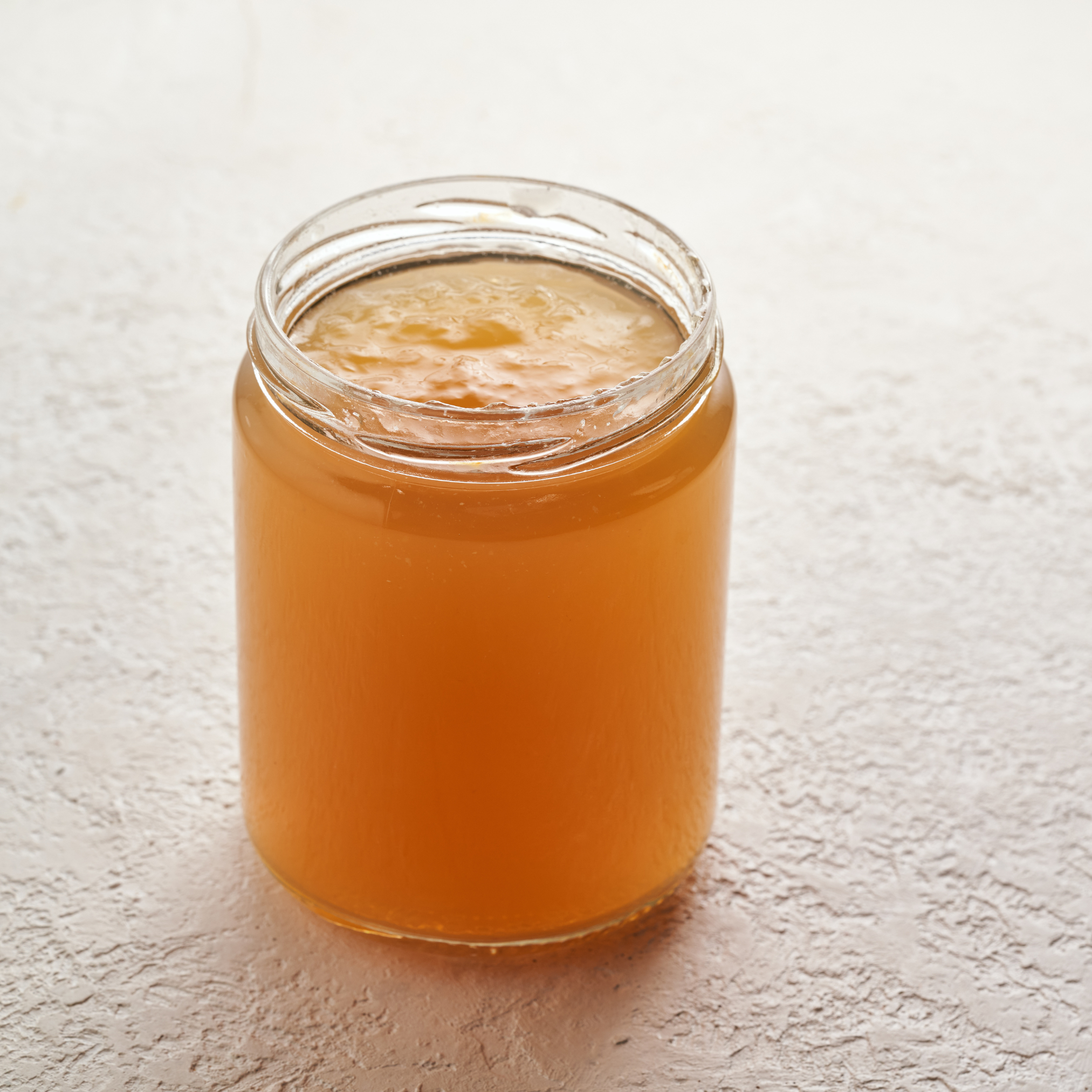 6 Benefits of Bone Broth for Skin, Digestion and Everyday Wellness