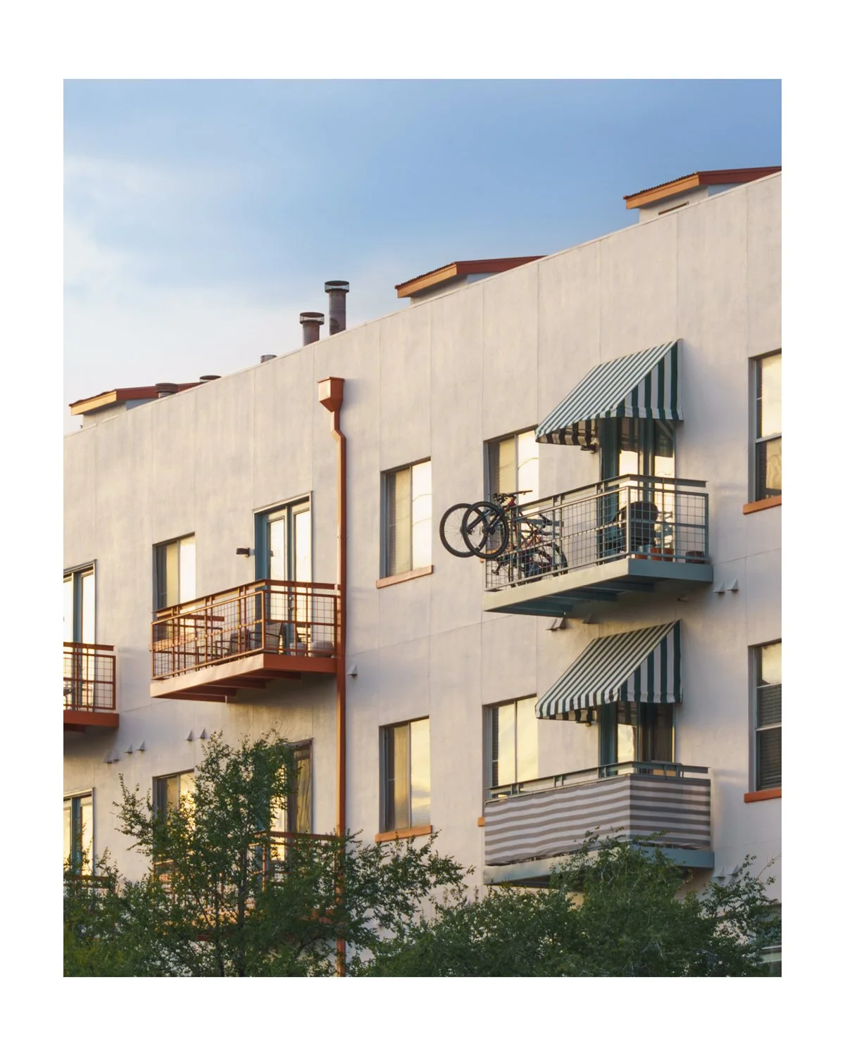 Balconettes A.jpg
