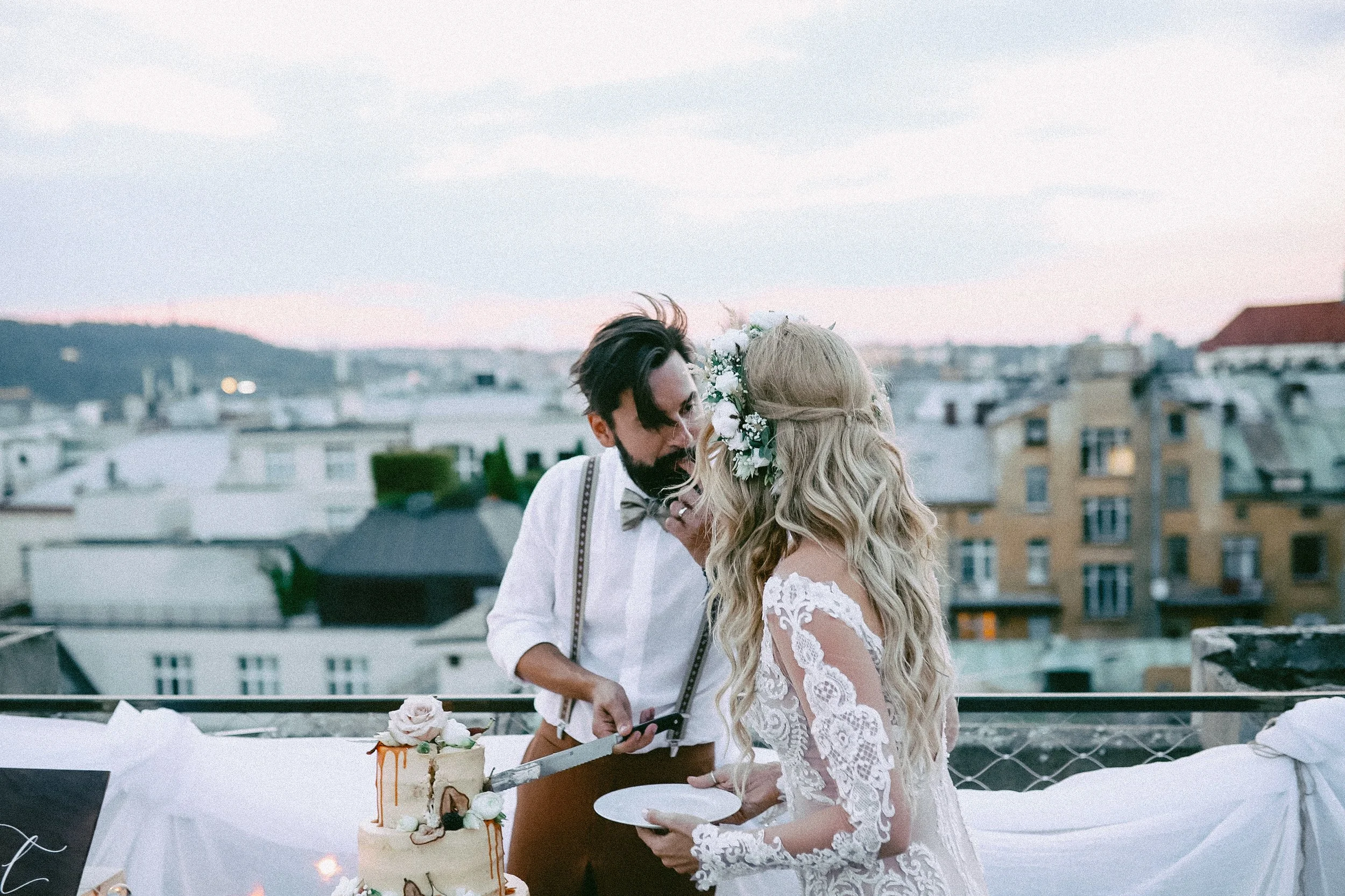 Prague rooftop wedding 172.jpg