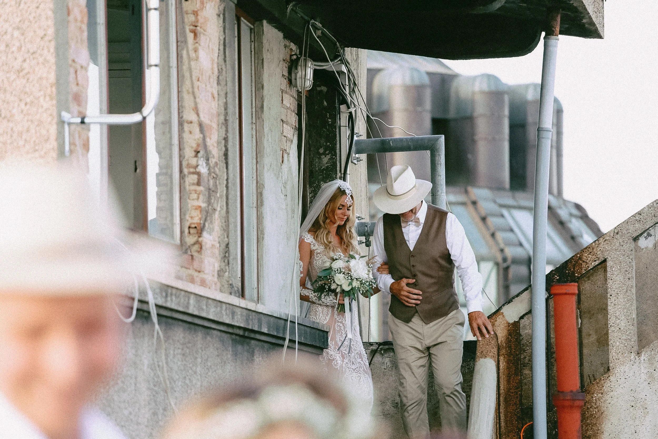 Prague rooftop wedding 217.jpg