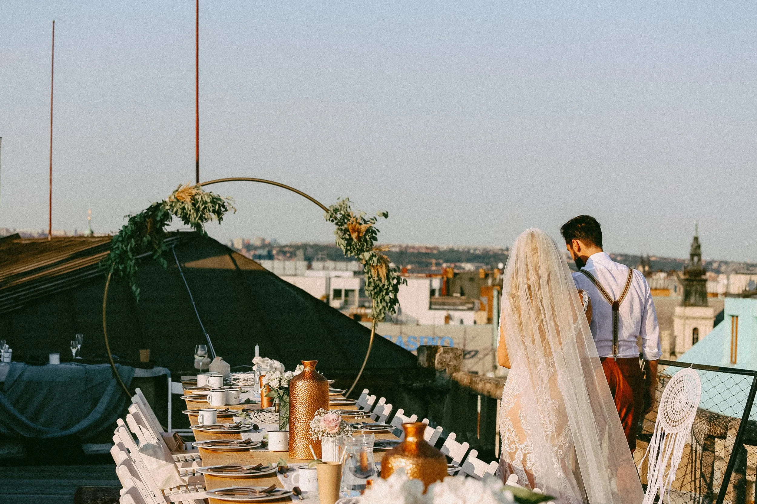 Prague rooftop wedding 232.jpg