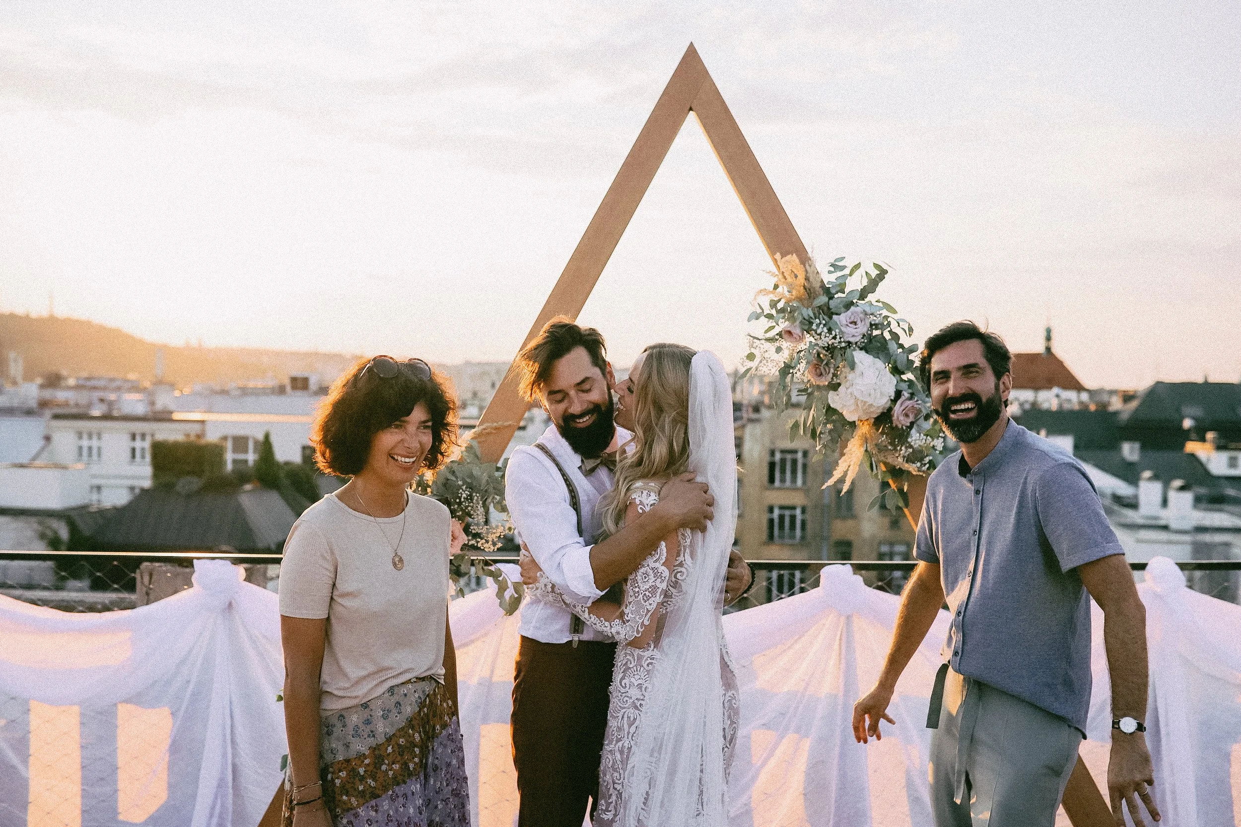 Prague rooftop wedding 132.jpg