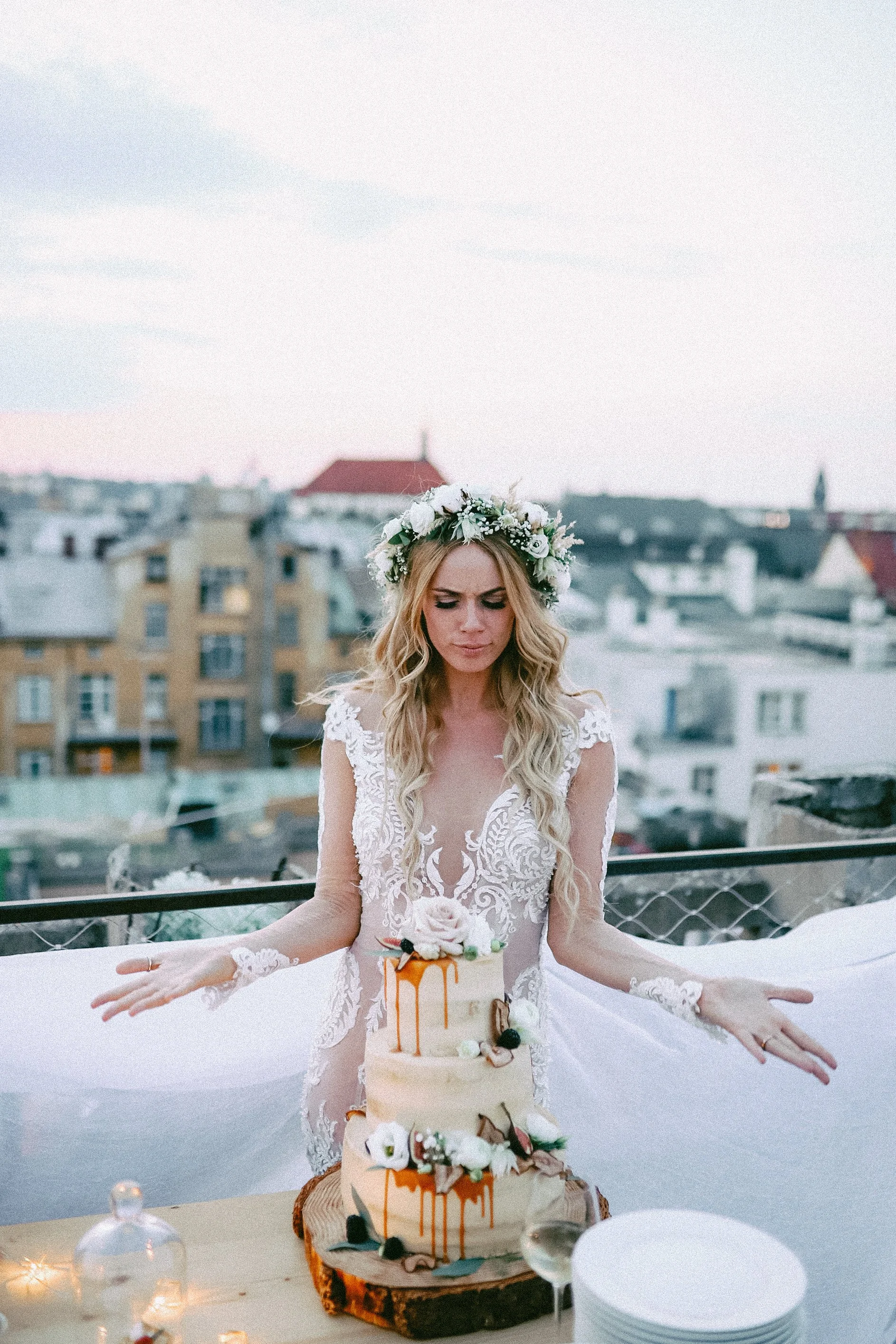 Prague rooftop wedding 167.jpg