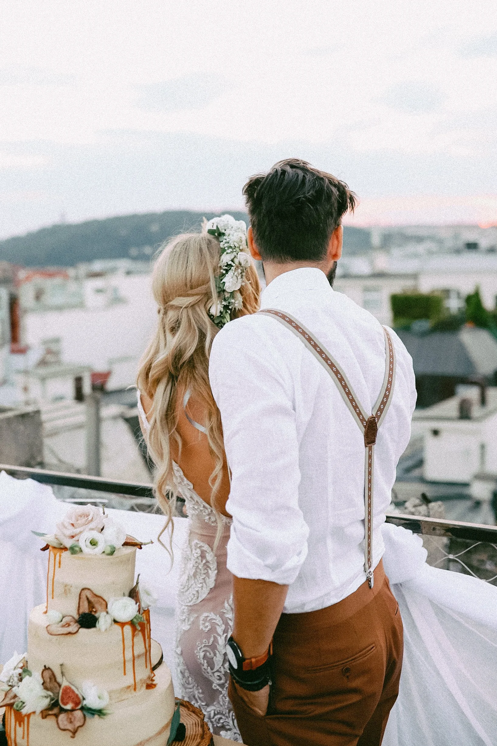 Prague rooftop wedding 155.jpg