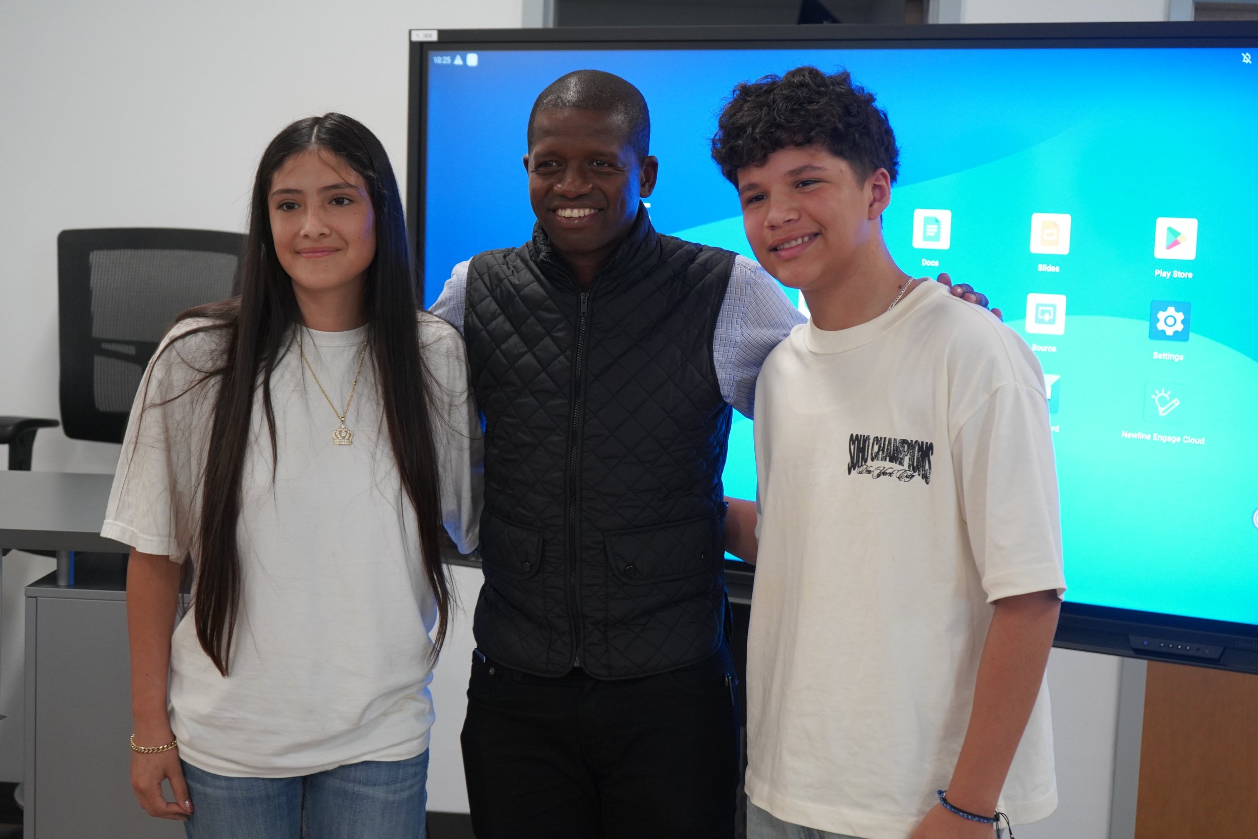 Former Honduran National Soccer Player inspires students at Summer academy