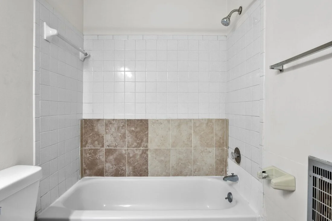 30-web-or-mls-1314-n-gammon-rd-unit-d_orig.jpg