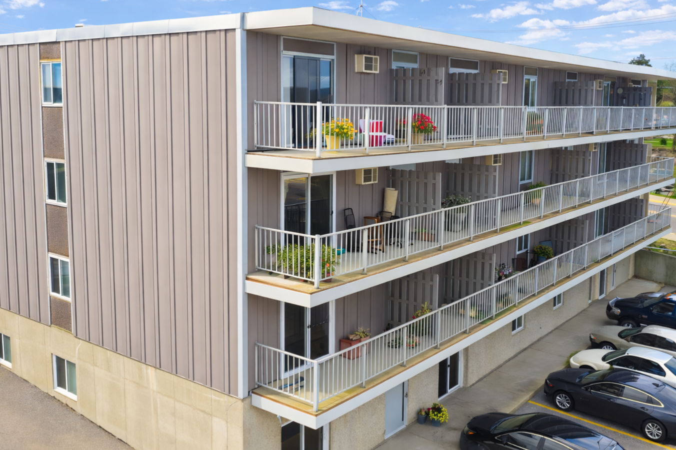 Riverview Tower Apartments