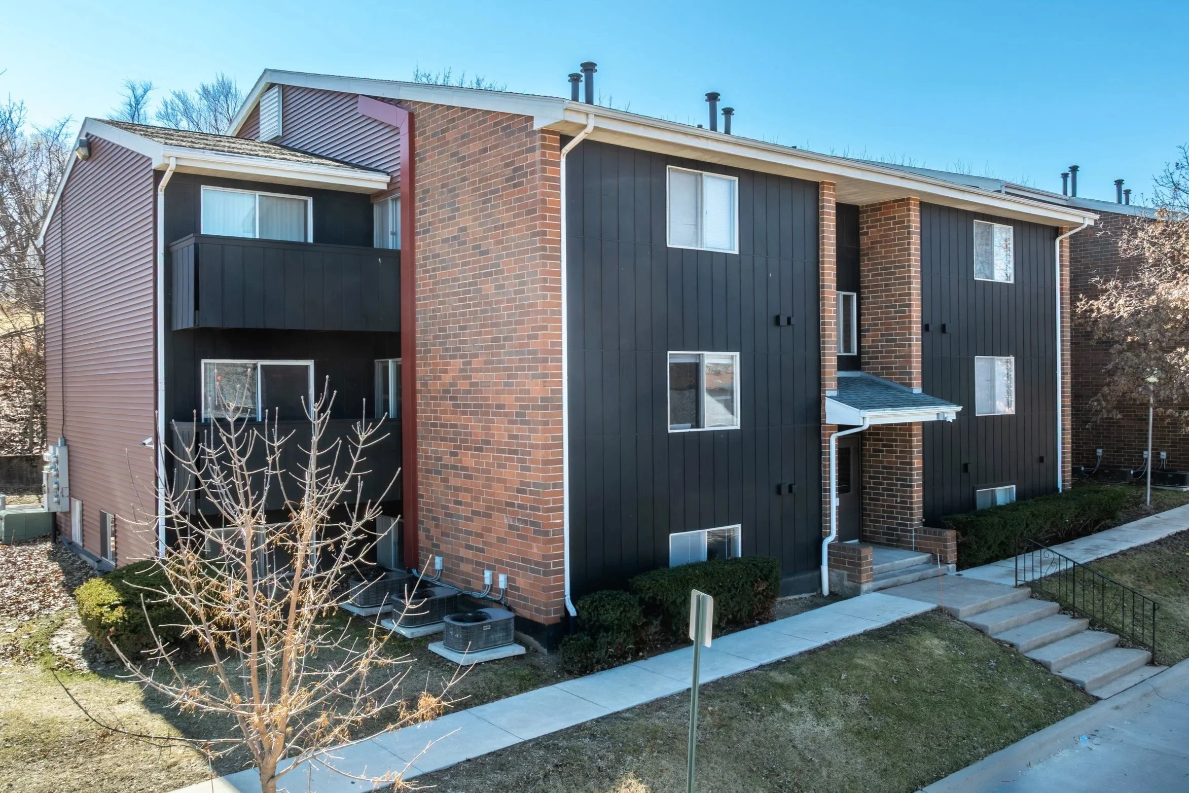 Raven Oaks Apartments