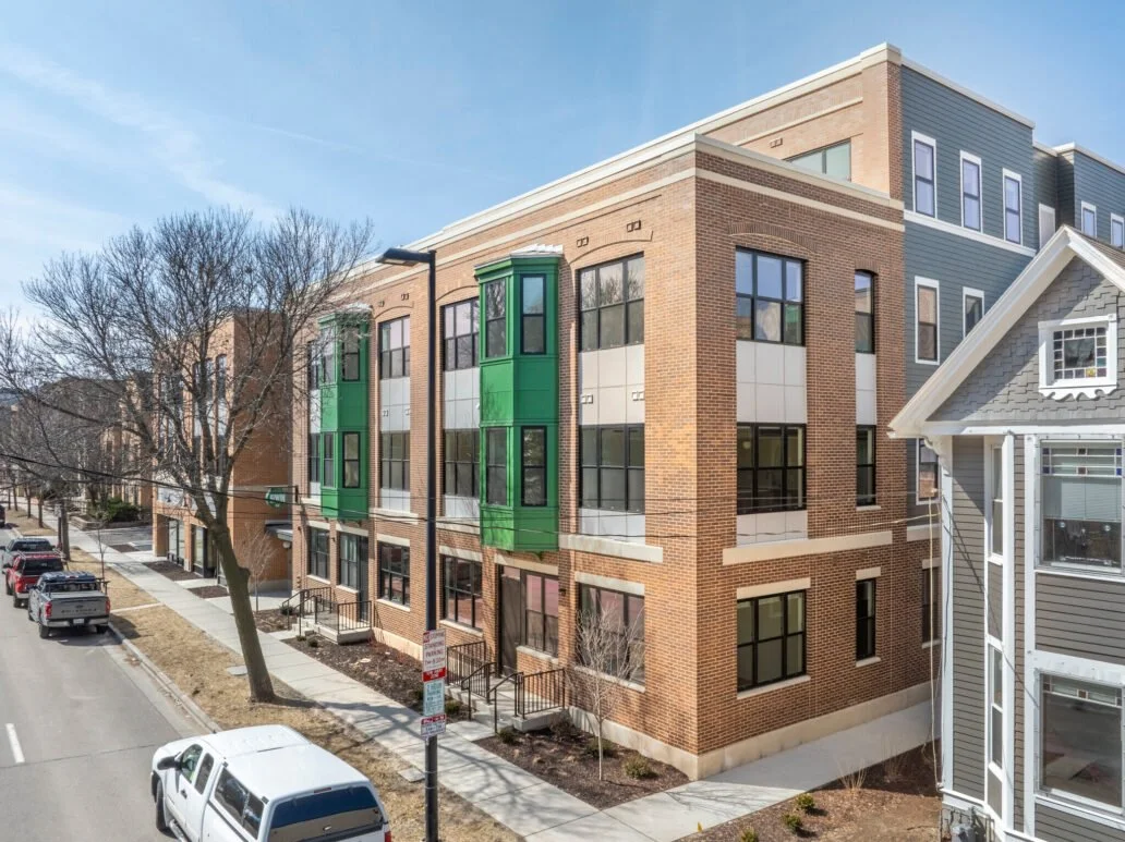 Irwin Luxury Apartments