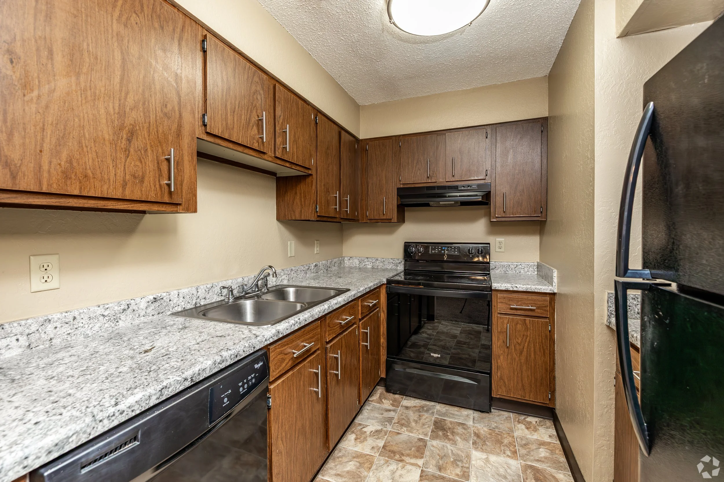 Cozy kitchen at Raven Oaks Apartments in Dubuque Iowa