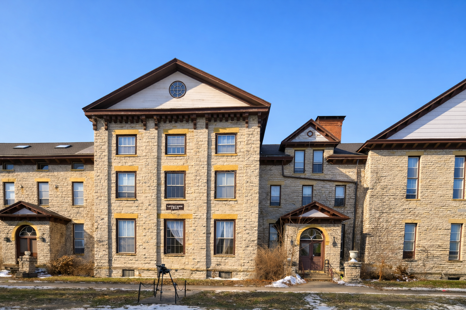 Rountree Hall Apartments