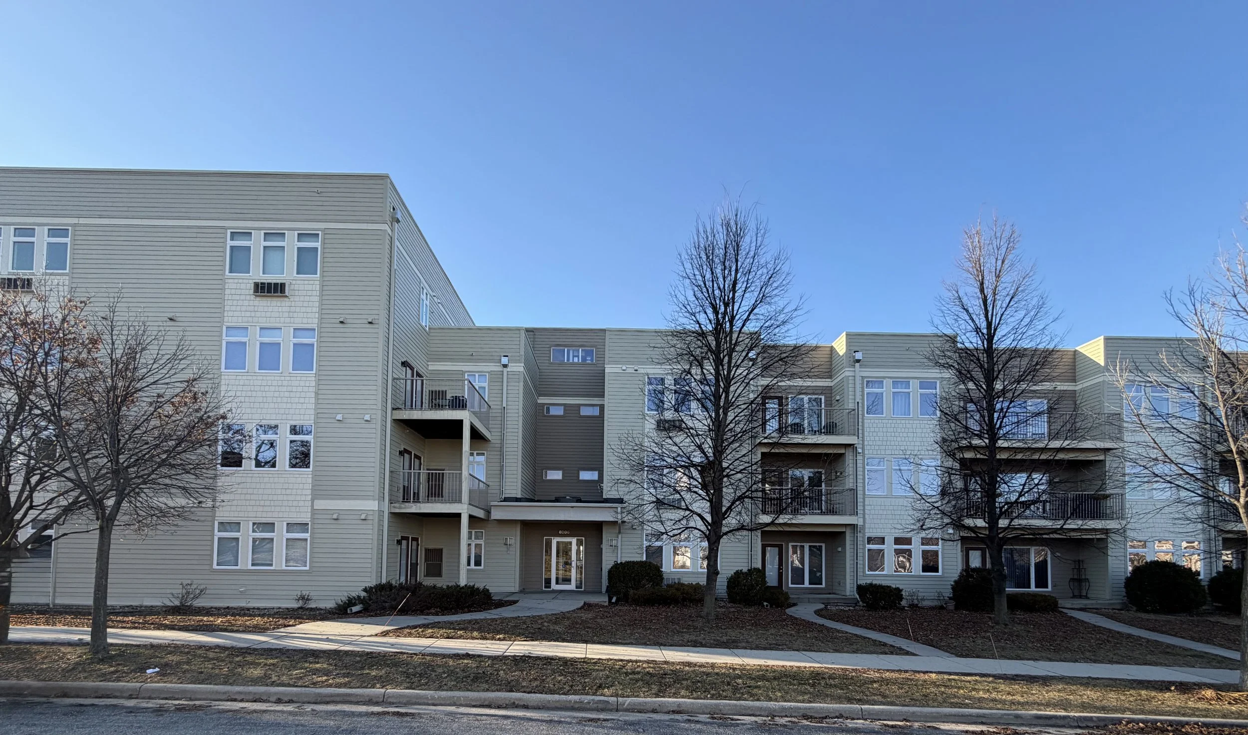 Starr Grass Condominiums