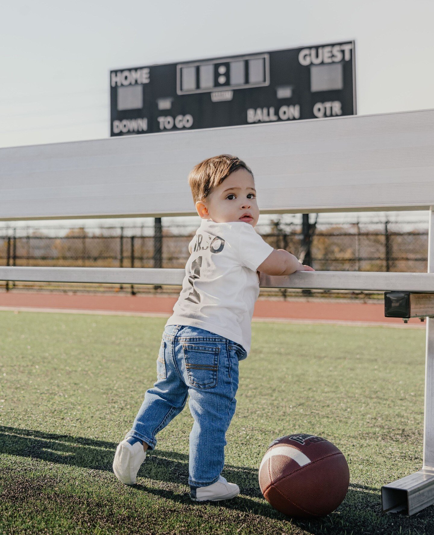 in honor of yesterdays big game, here's the cutest little one year old!⁠
@miaurso_⁠
.⁠
.⁠
.⁠
.⁠
.⁠
.⁠
.⁠
.⁠
.⁠
.⁠
.⁠
.⁠
.⁠
.⁠
.⁠
.⁠
.⁠
.⁠
.⁠
.⁠
.⁠
.⁠
.⁠
.⁠
.⁠
.⁠
.⁠
.⁠
.⁠
.⁠
.⁠
.⁠
.⁠
.⁠
.⁠
.⁠
.⁠
.⁠
.⁠
#birthdayshootinspo #freelancephotographer #newje