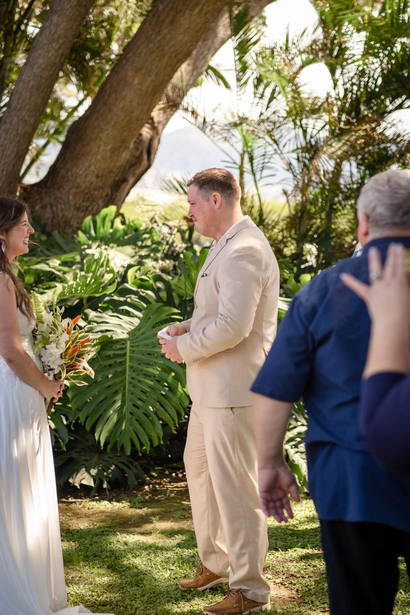 Greg and Megan (151 of 771).jpg