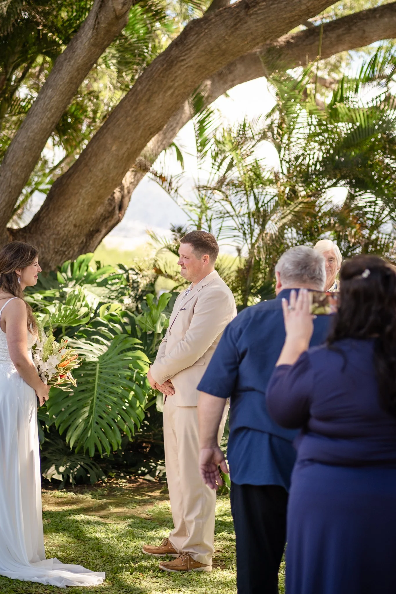 Greg and Megan (156 of 771).jpg