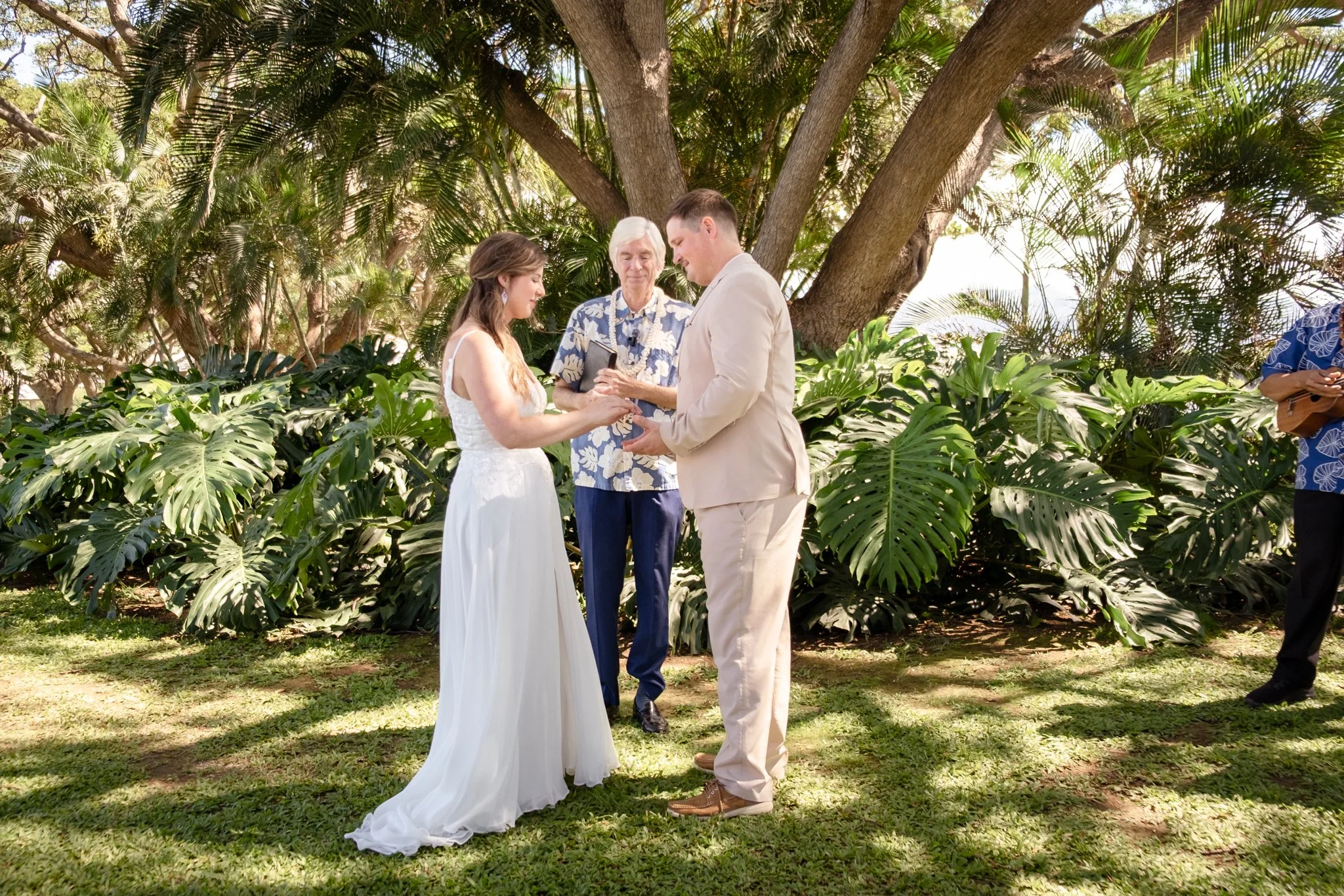 Greg and Megan (191 of 771).jpg