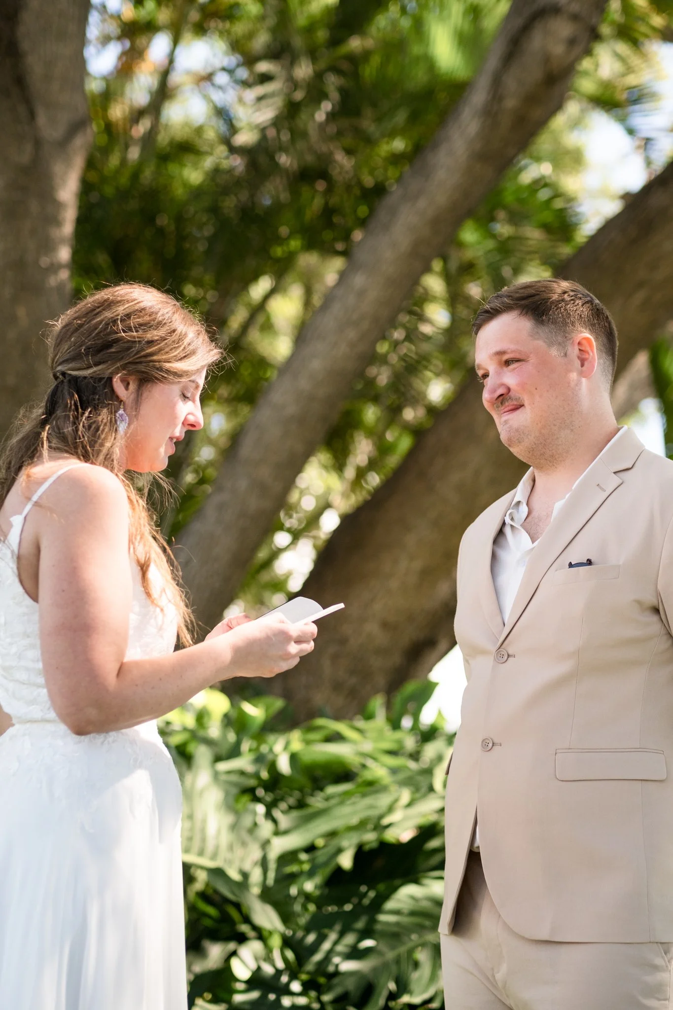 Greg and Megan (238 of 771).jpg