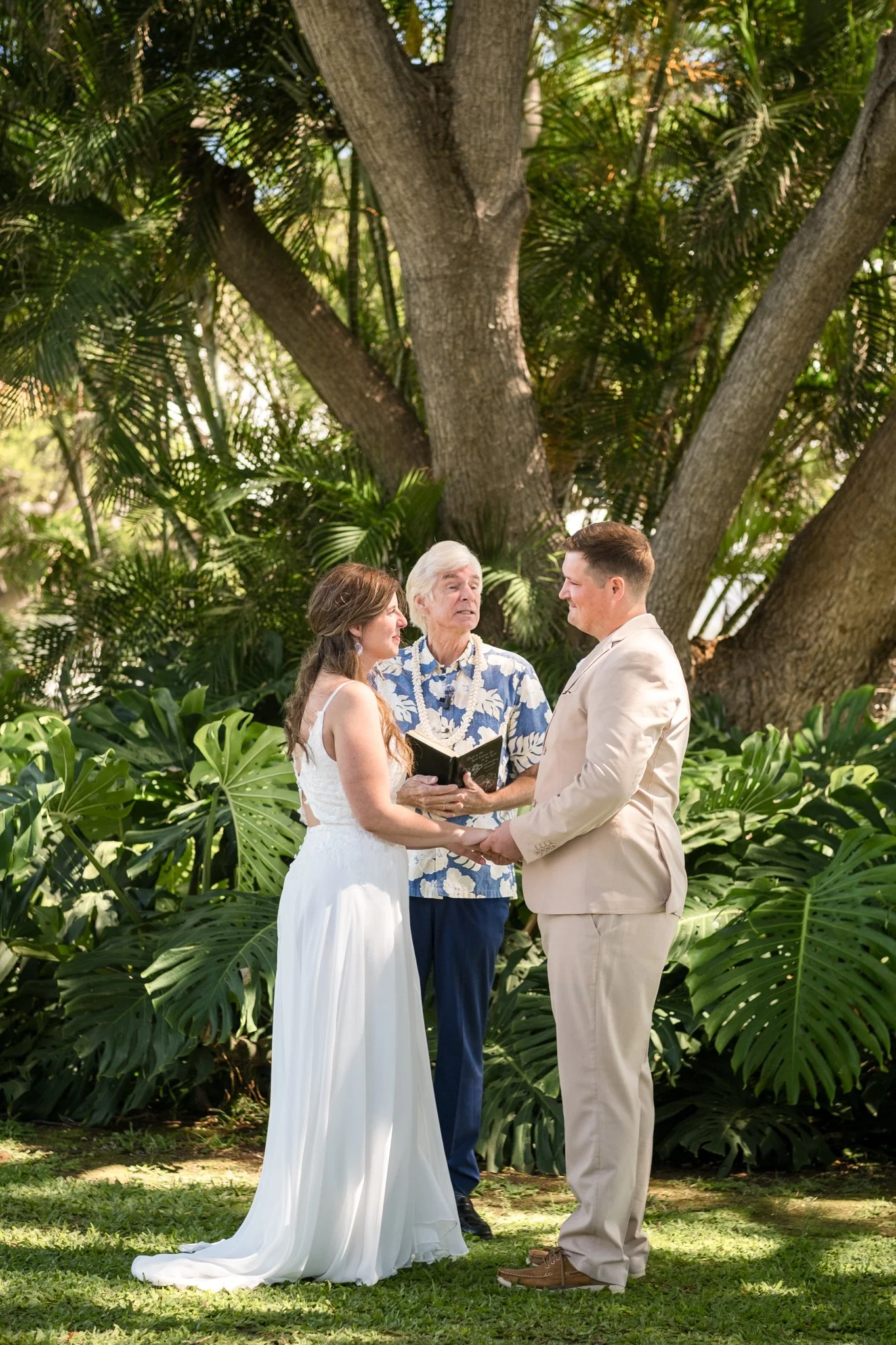 Greg and Megan (271 of 771).jpg