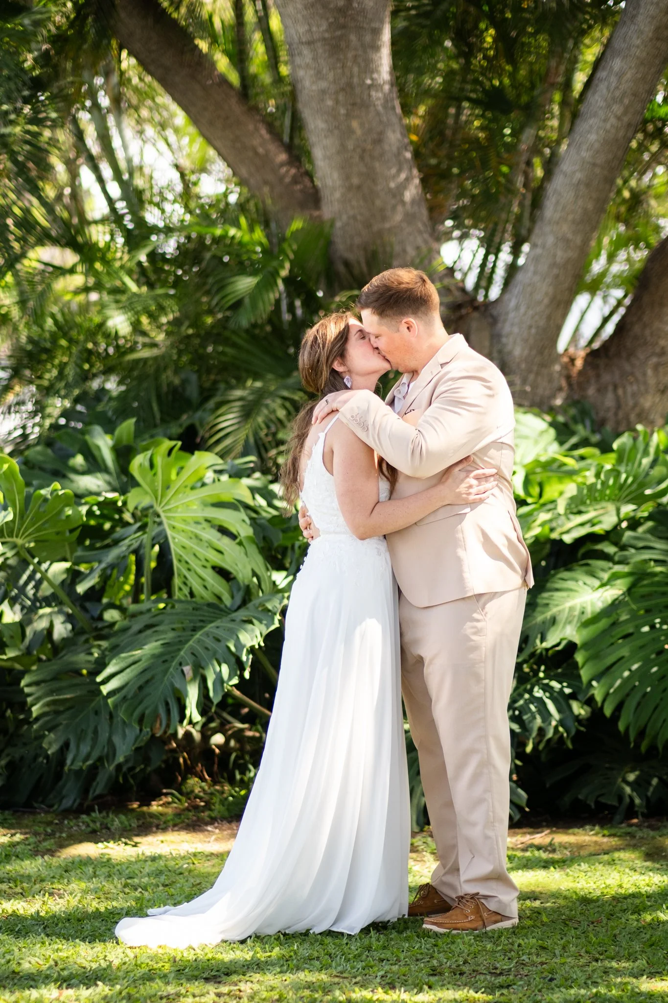 Greg and Megan (276 of 771).jpg