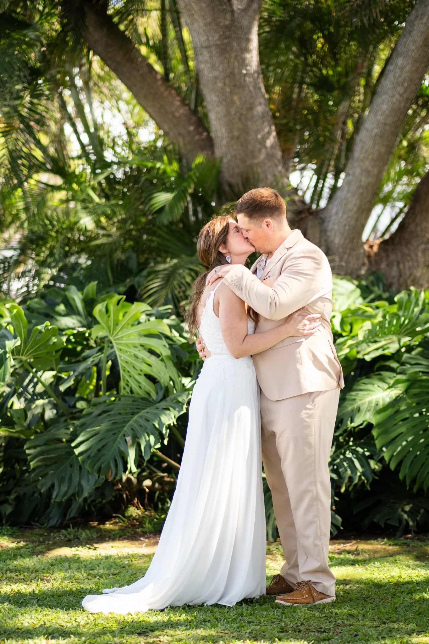 Greg and Megan (277 of 771).jpg