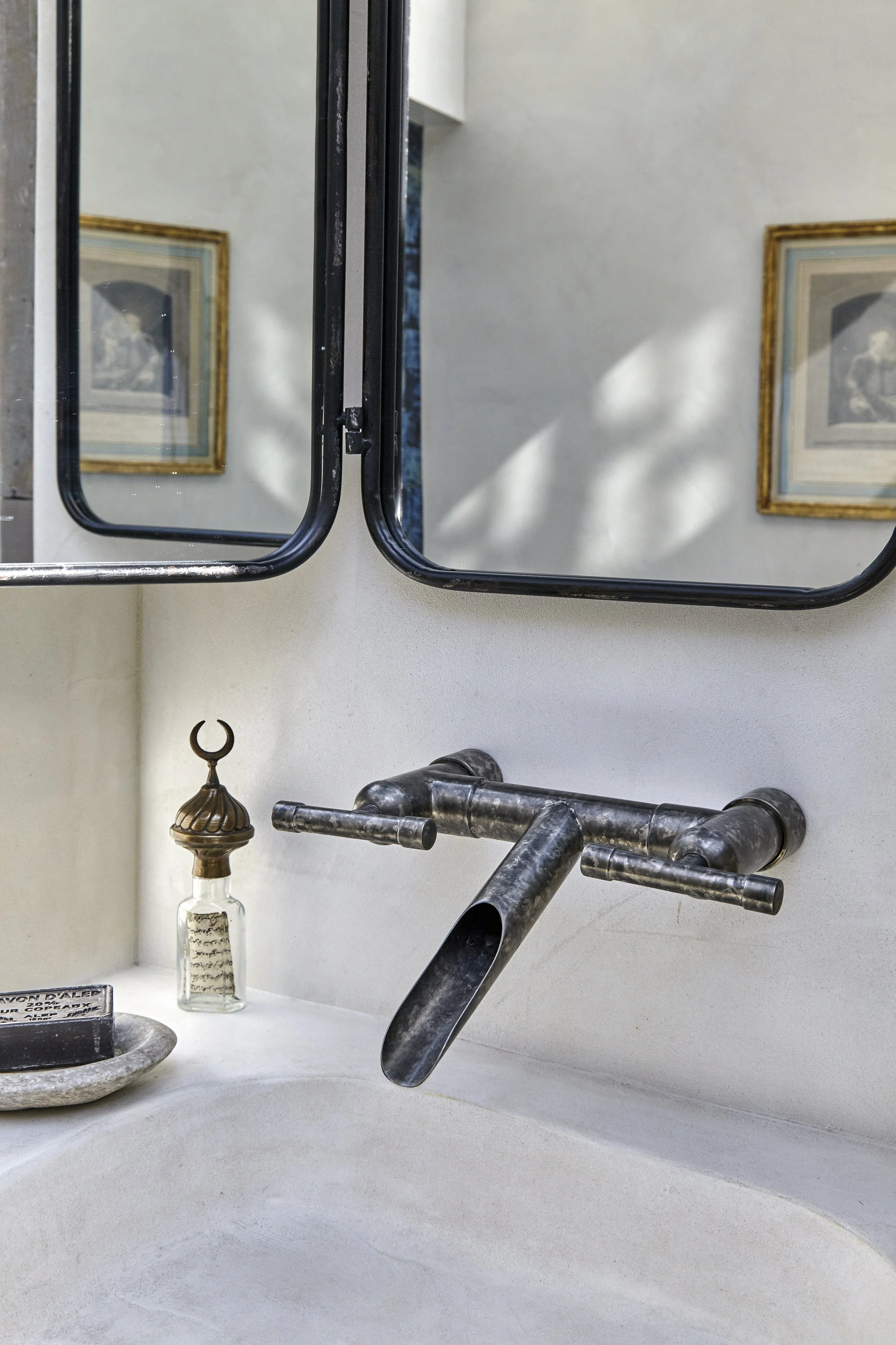 Wall-mounted bridge faucet in Rustic Nickel