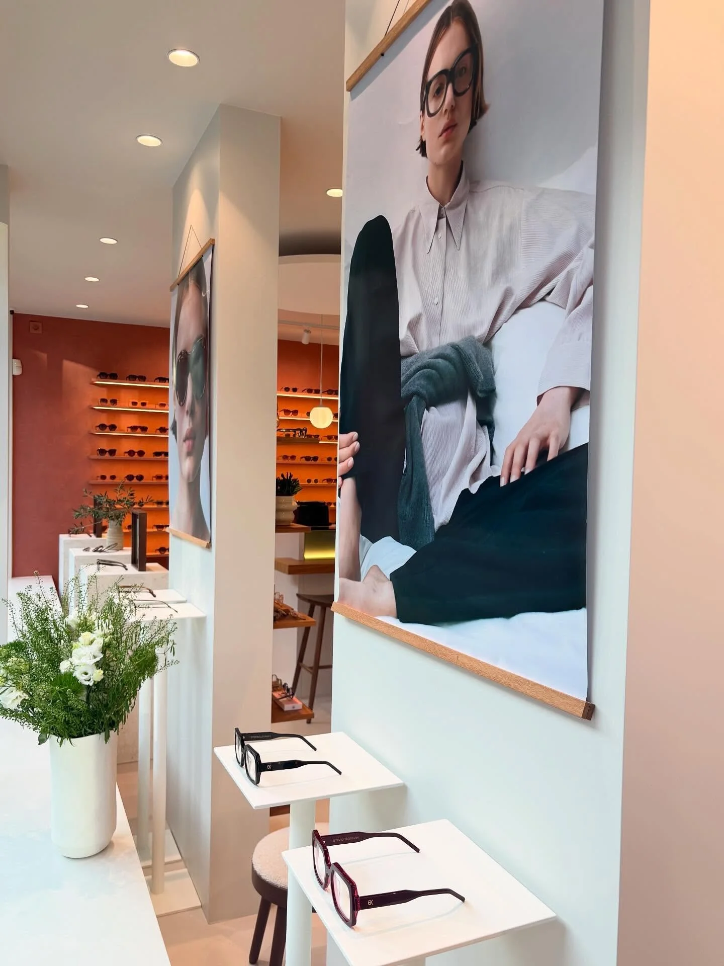 Dankbaar en genoten van jullie bezoekjes! 🫶🏻🫶🏻🫶🏻 We zijn nog een laatste week open voor onze skivakantie van 7/2 t.e.m. 14/2 ❄️ reserveer zeker je plekje via onze online agenda voor in alle rust verder geholpen te worden (link in bio) 🧡 #optie