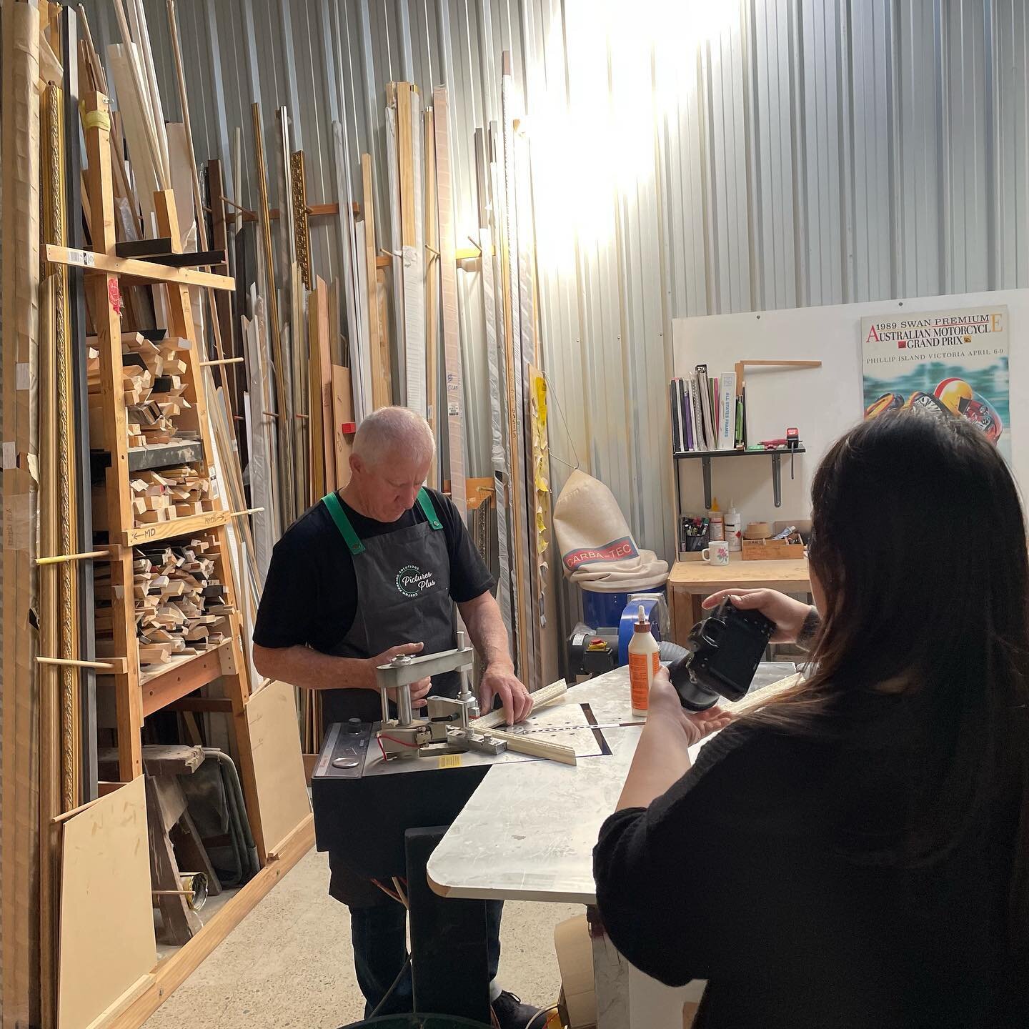 Behind the scenes from a little photoshoot we had today ☺️ A huge thank you to @michellemeii_ and @newgensocial for their time and expertise! 
.
.
.
#smallbusinessperth #thebalcattabuzz #picturesplusperth #perthcreatives #perthsmallbusiness #perthlif