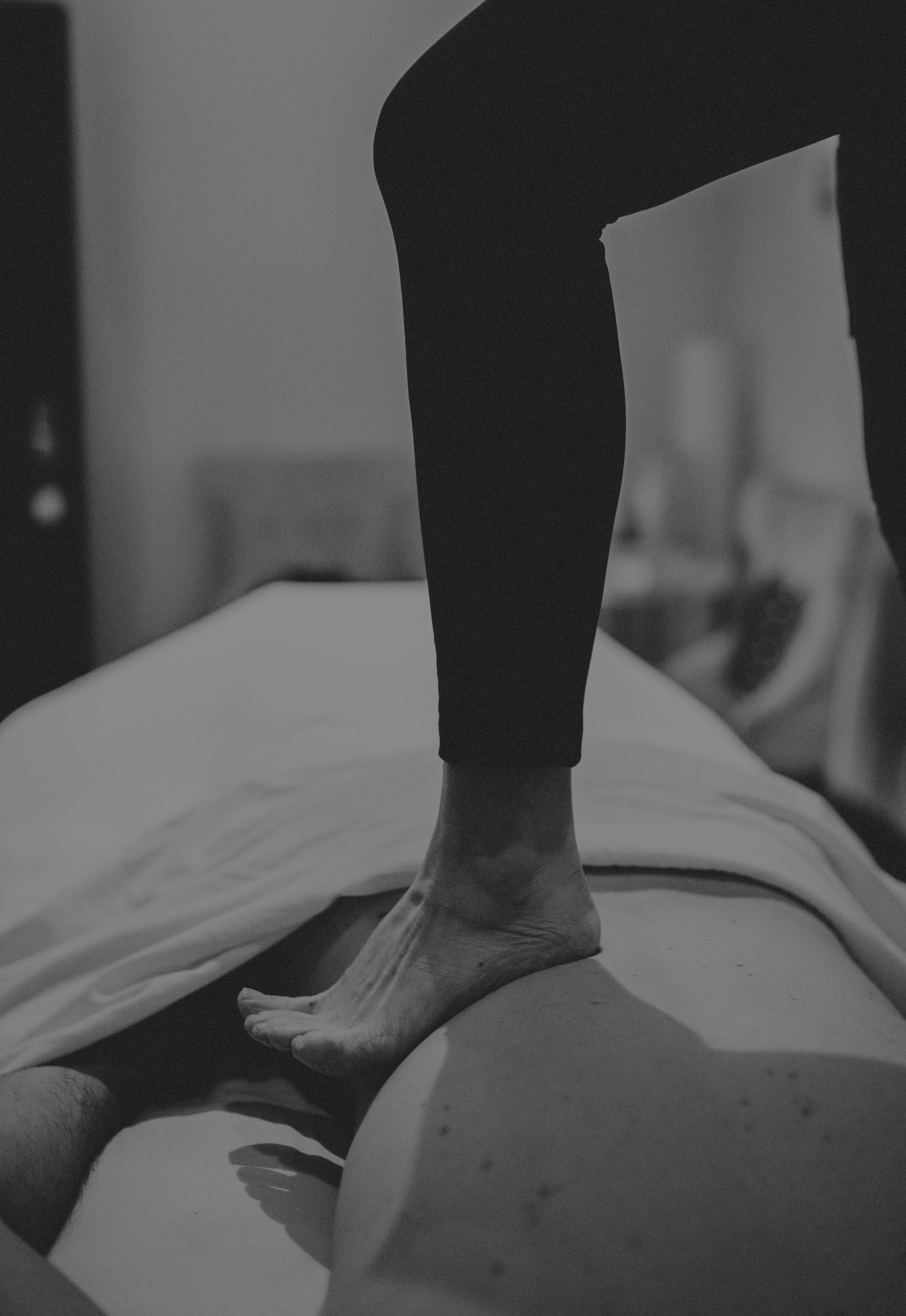 Introducing Barefoot Massage To Your Practice with Linda Caravia Online Course — Sarga Bodywork