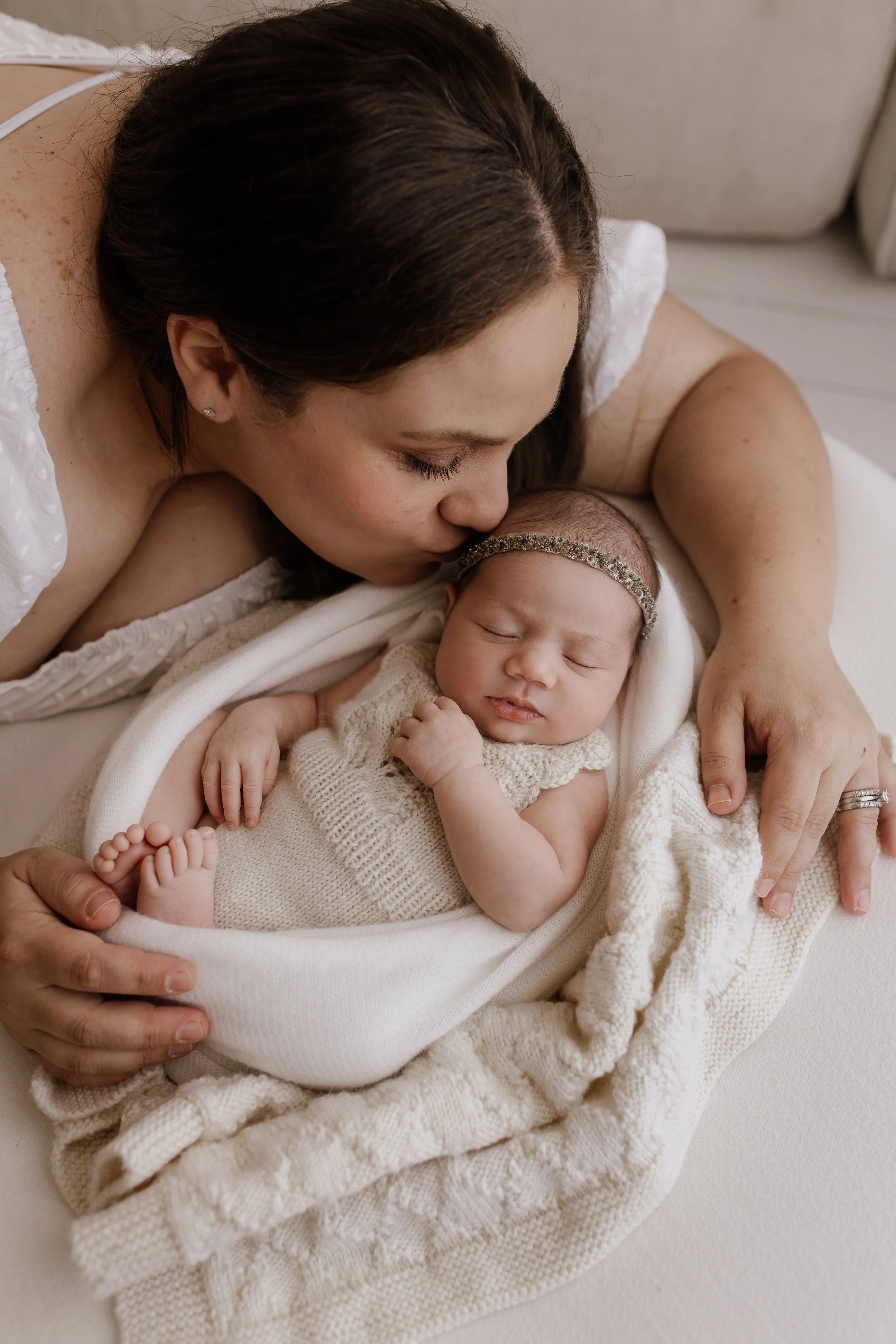 Christine Newborn-07.jpg